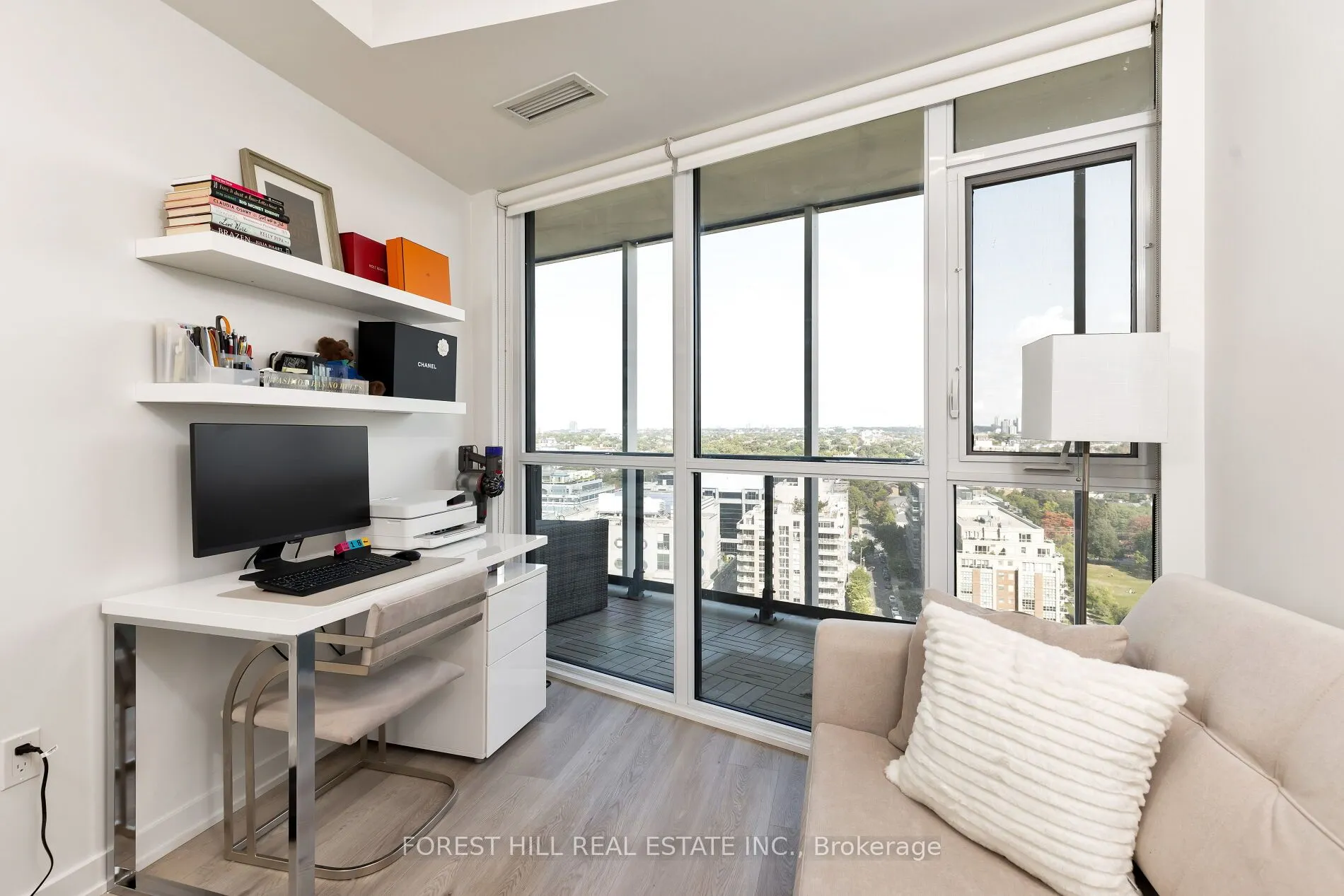 50 Ordnance Street, #1607
