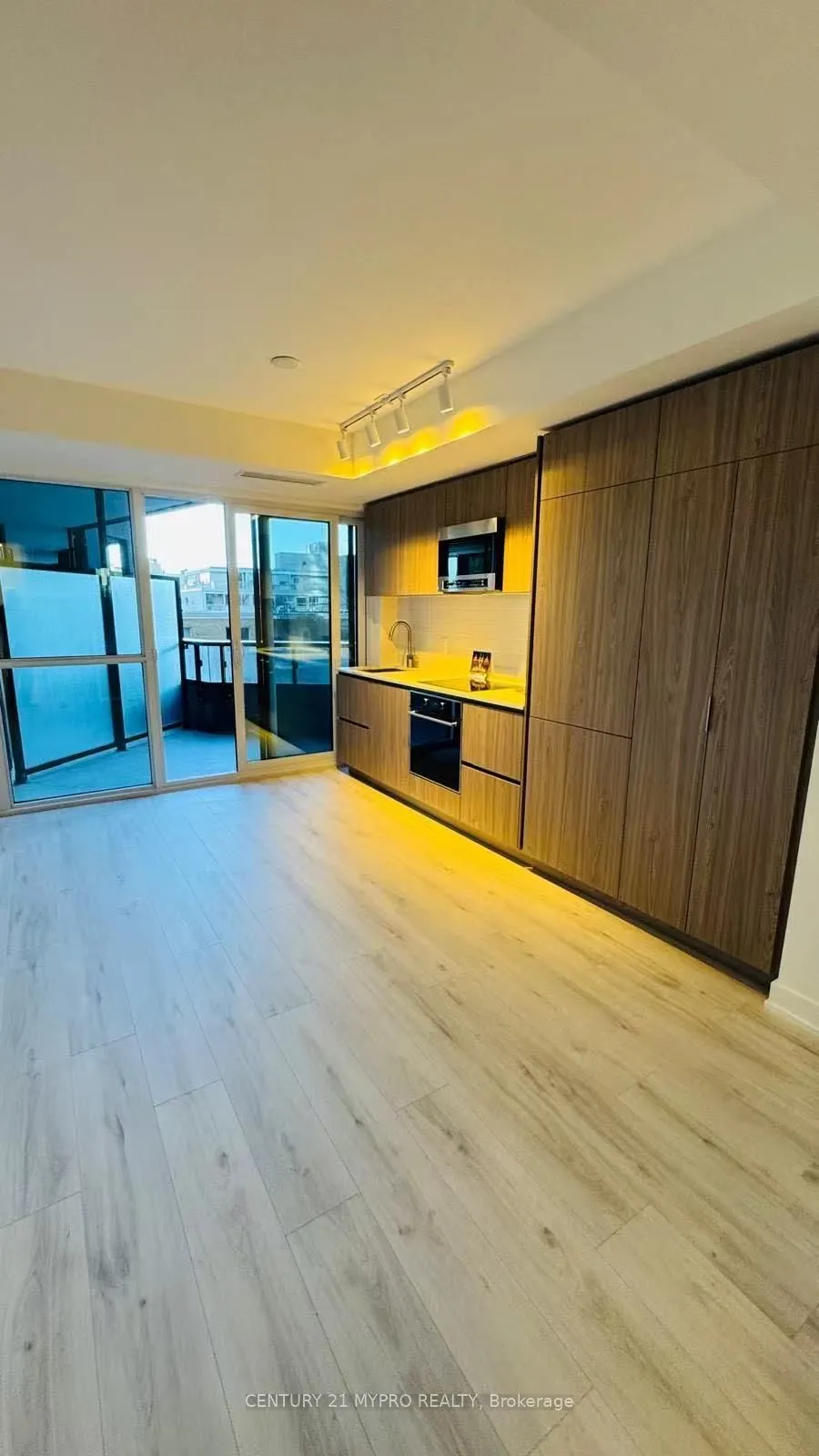 120 Broadway Avenue, #309