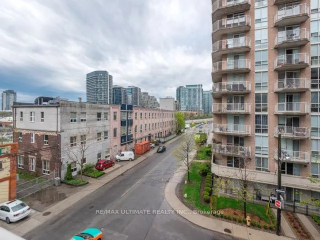 15 Stafford Street, #405