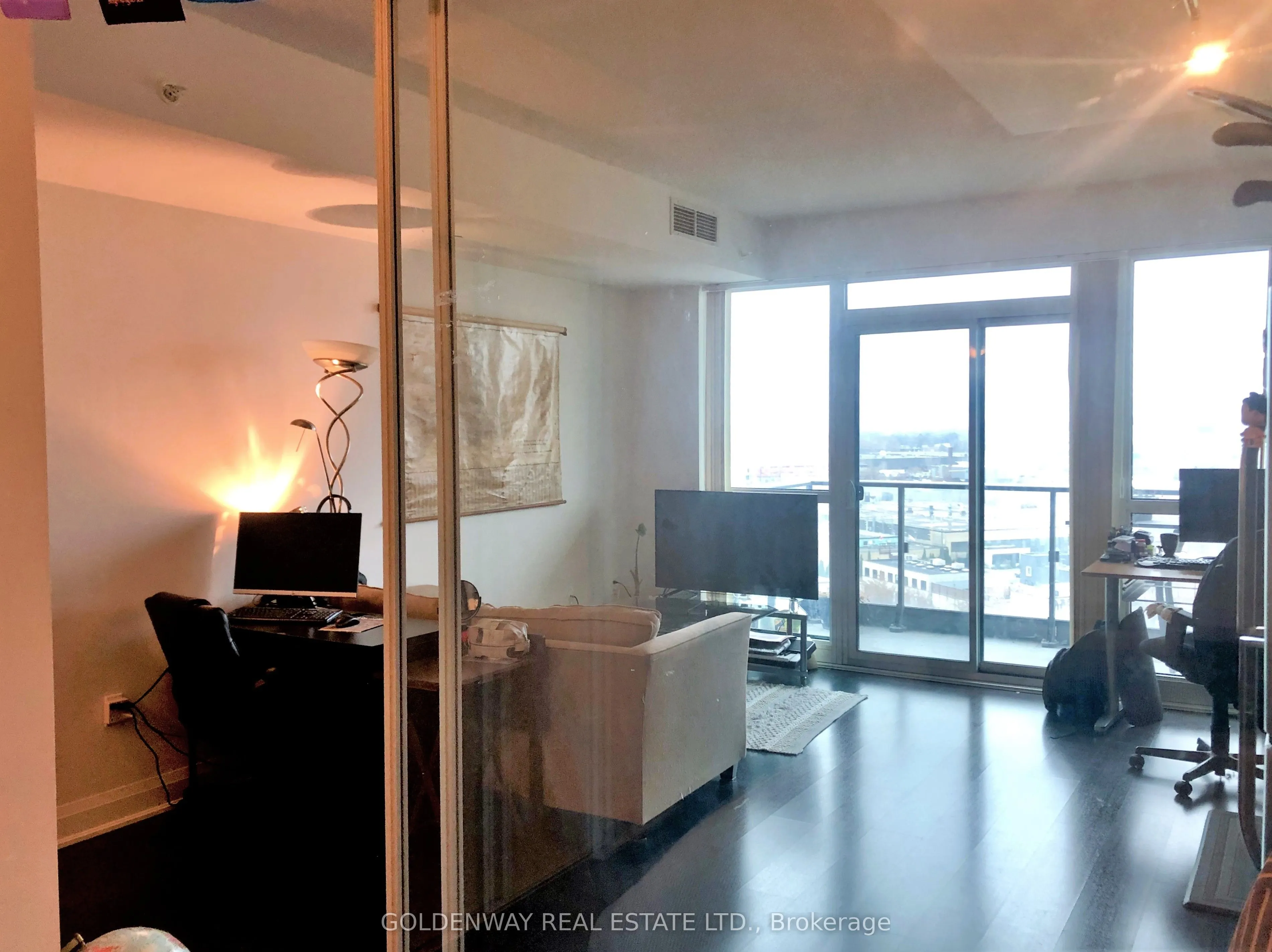 160 Vanderhoof Avenue, #1207