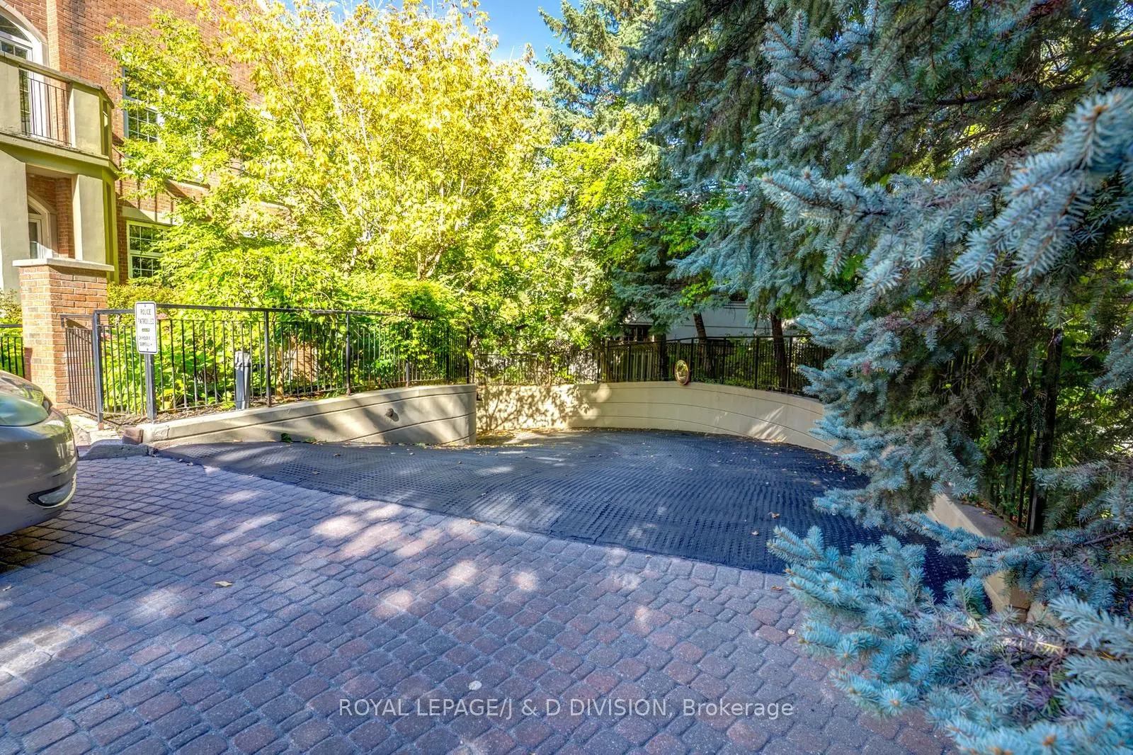 2 Doncliffe Place, #202B