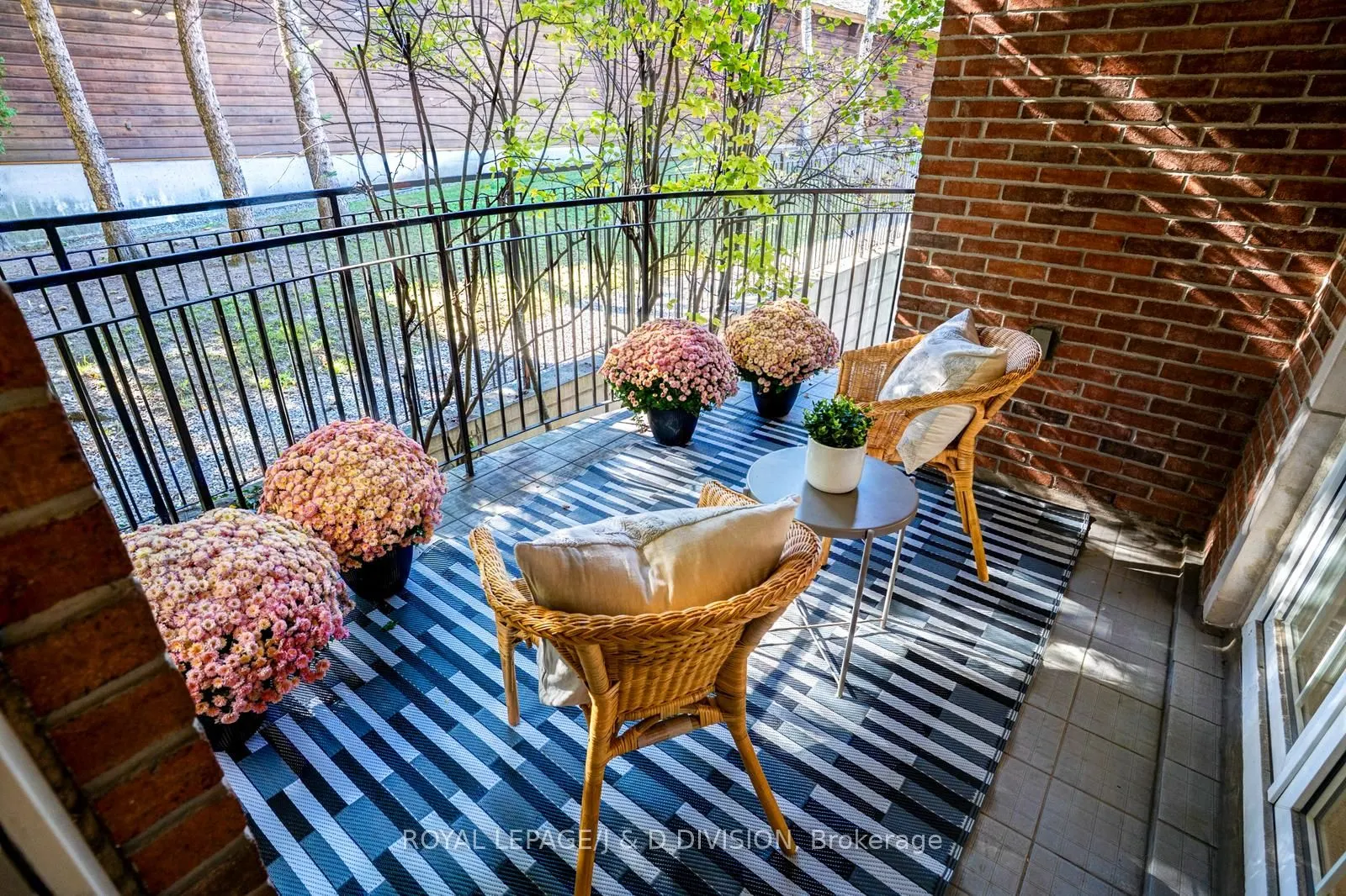 2 Doncliffe Place, #202B