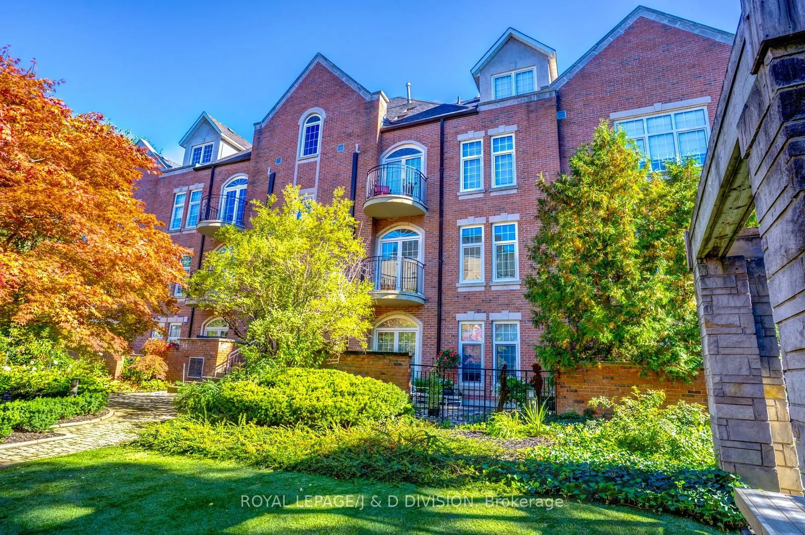 2 Doncliffe Place, #202B