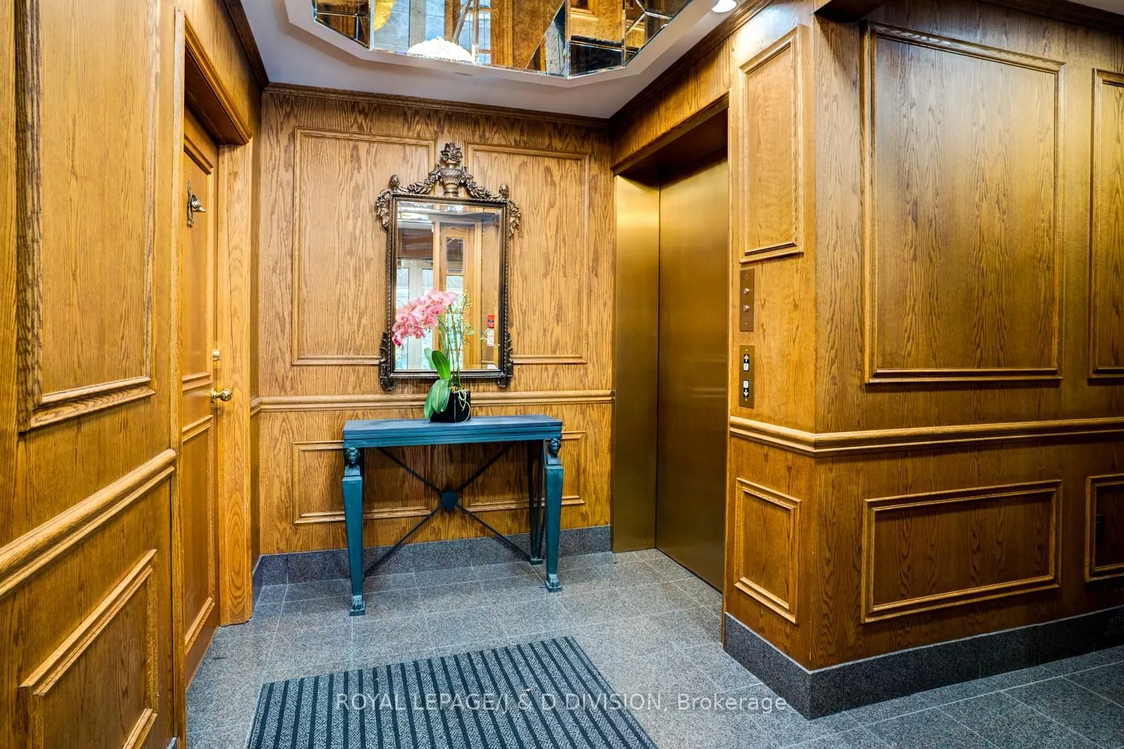 2 Doncliffe Place, #202B