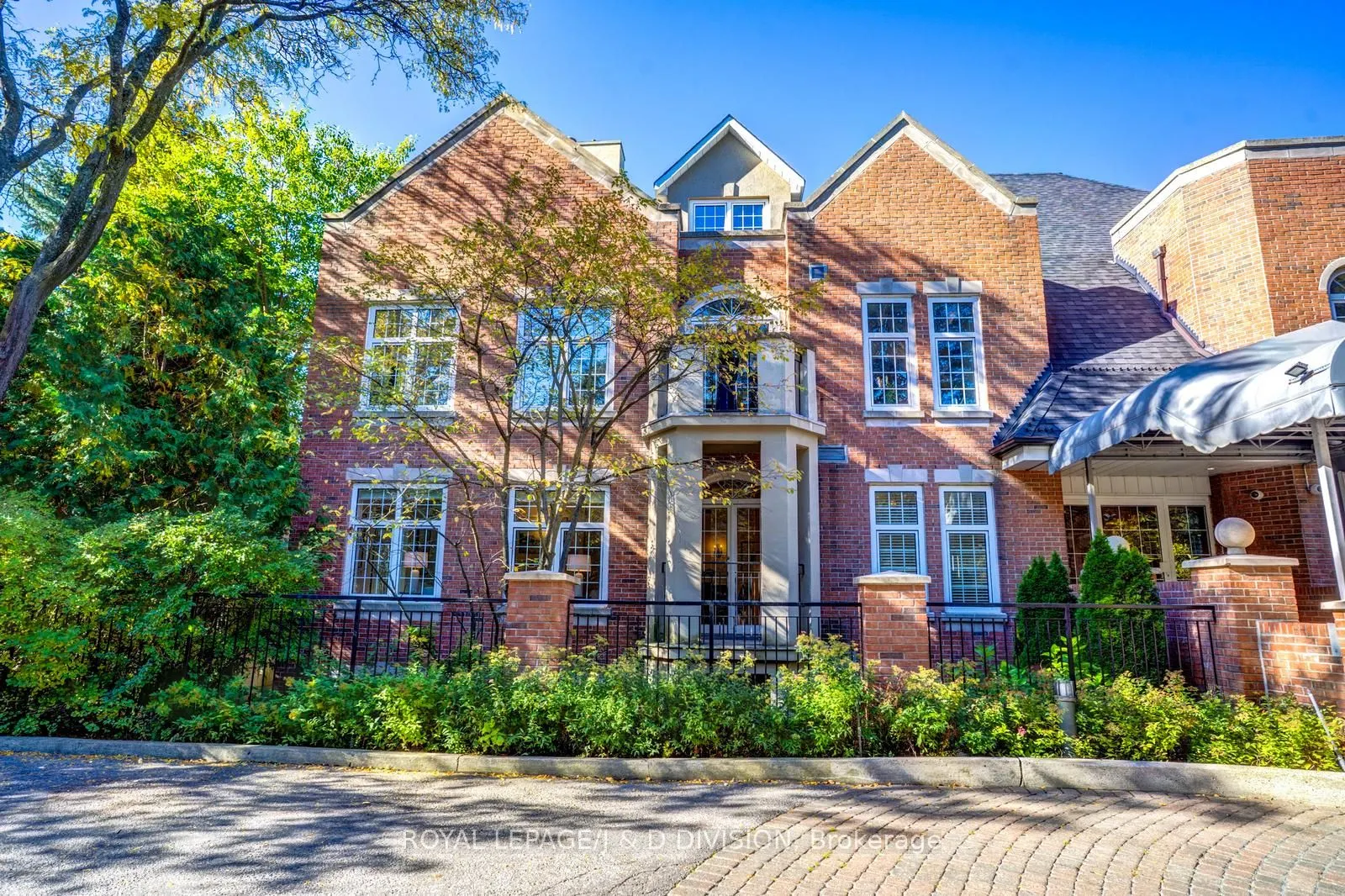2 Doncliffe Place, #202B
