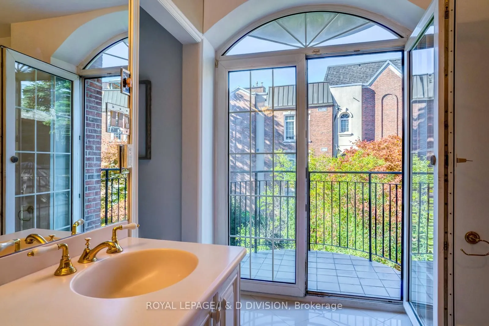 2 Doncliffe Place, #202B
