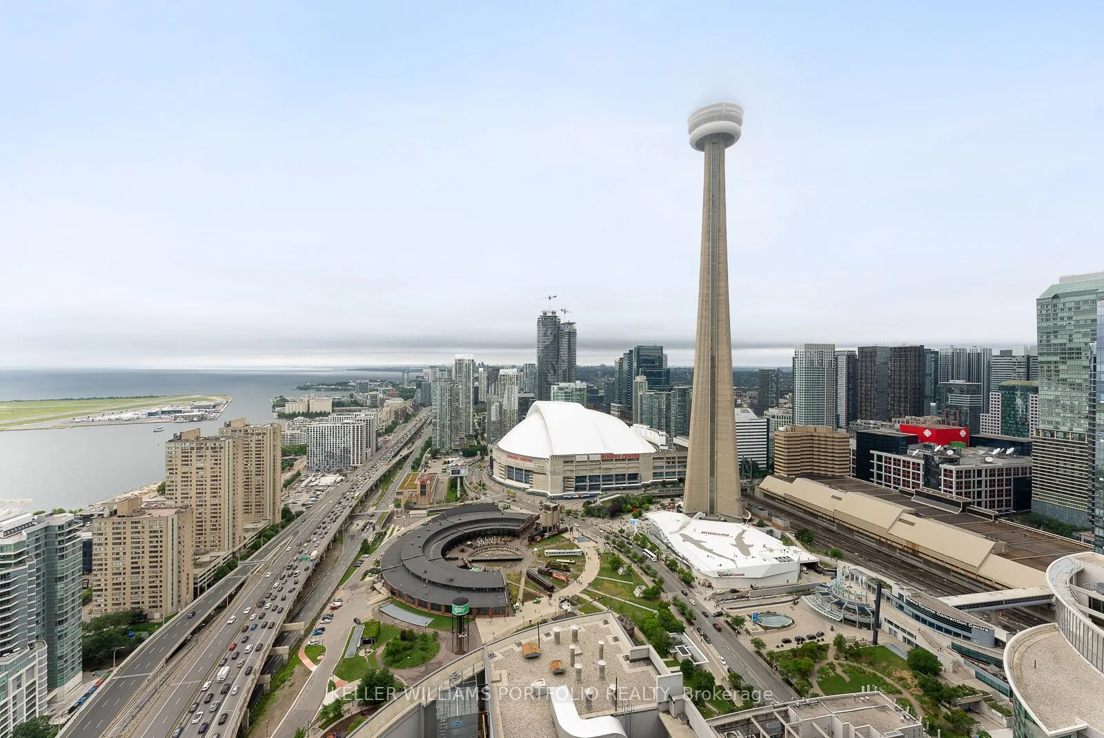 12 York Street, #4205