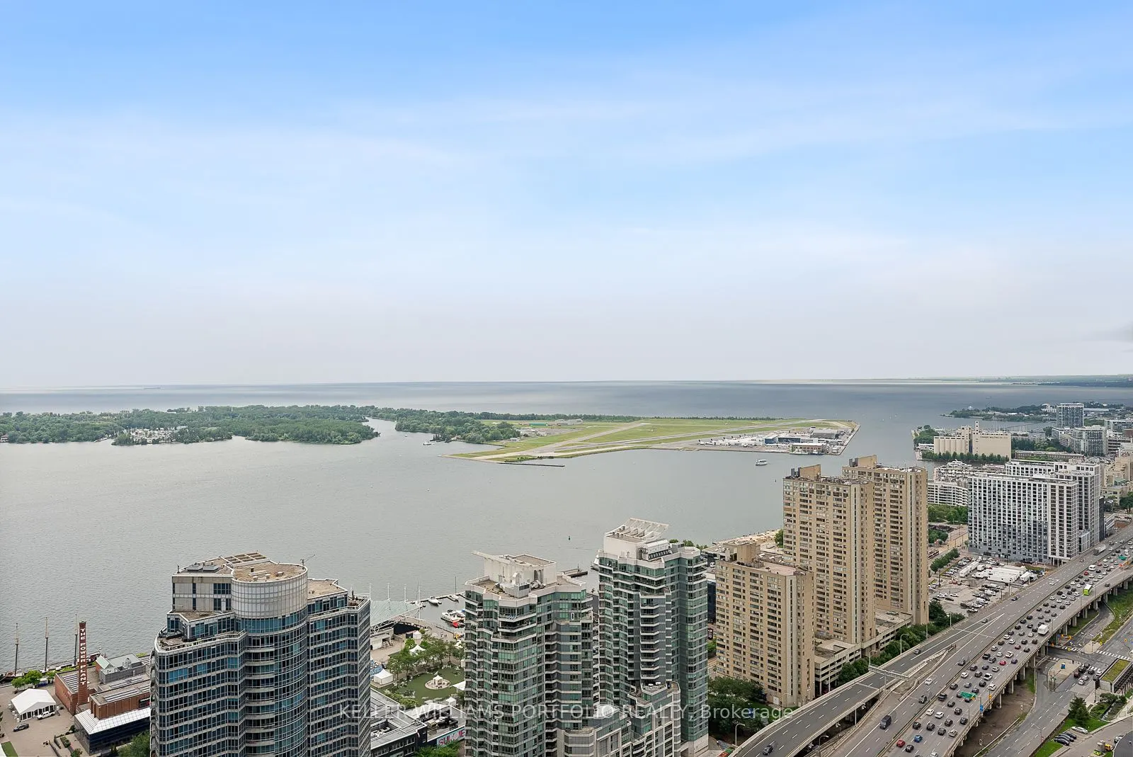12 York Street, #4205