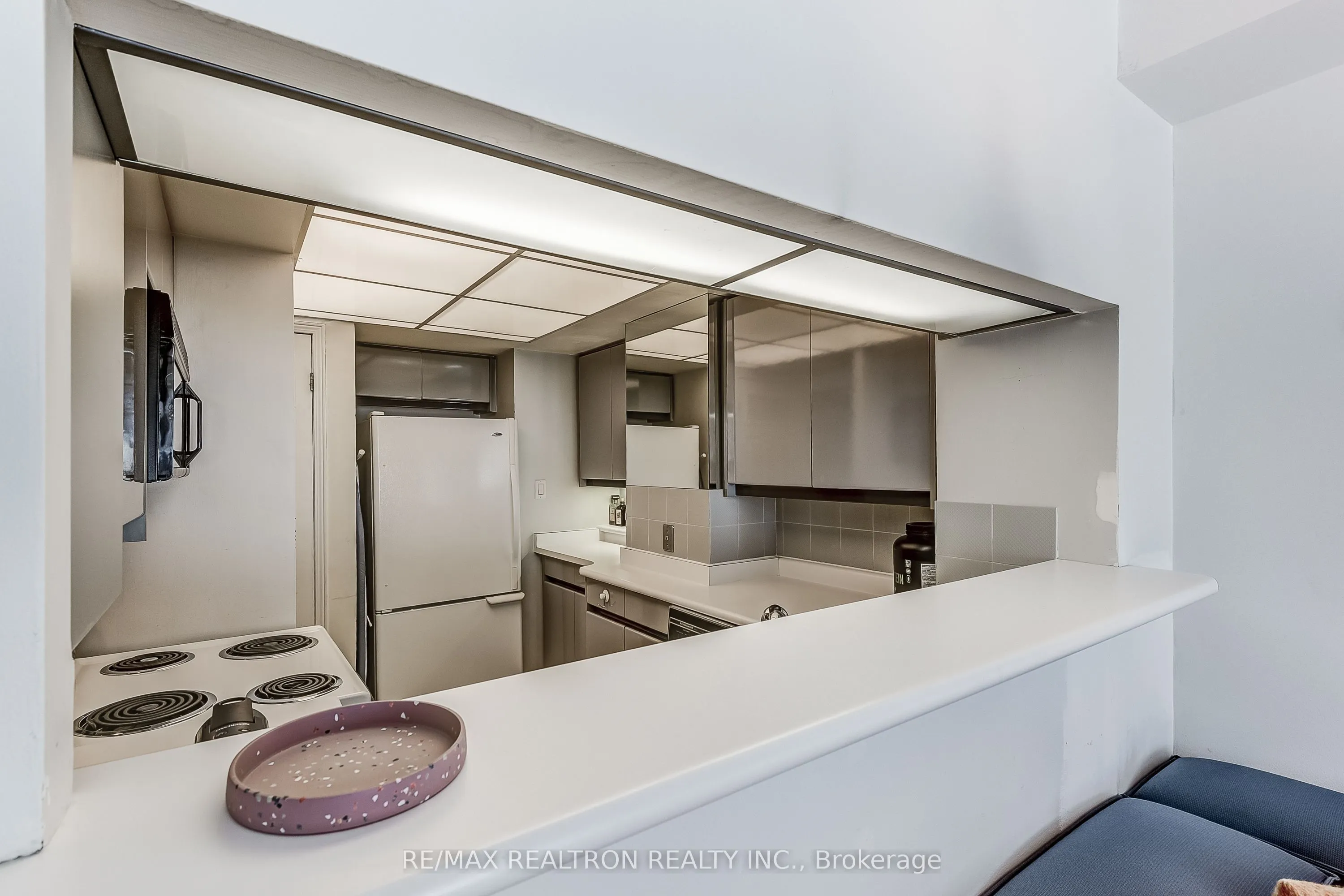 7 Broadway Avenue, #9