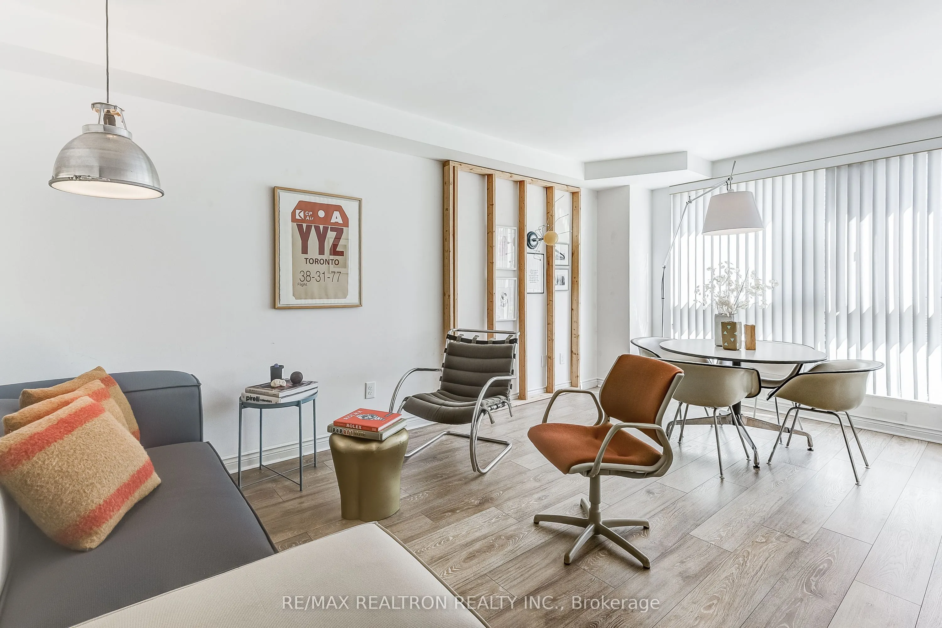 7 Broadway Avenue, #9
