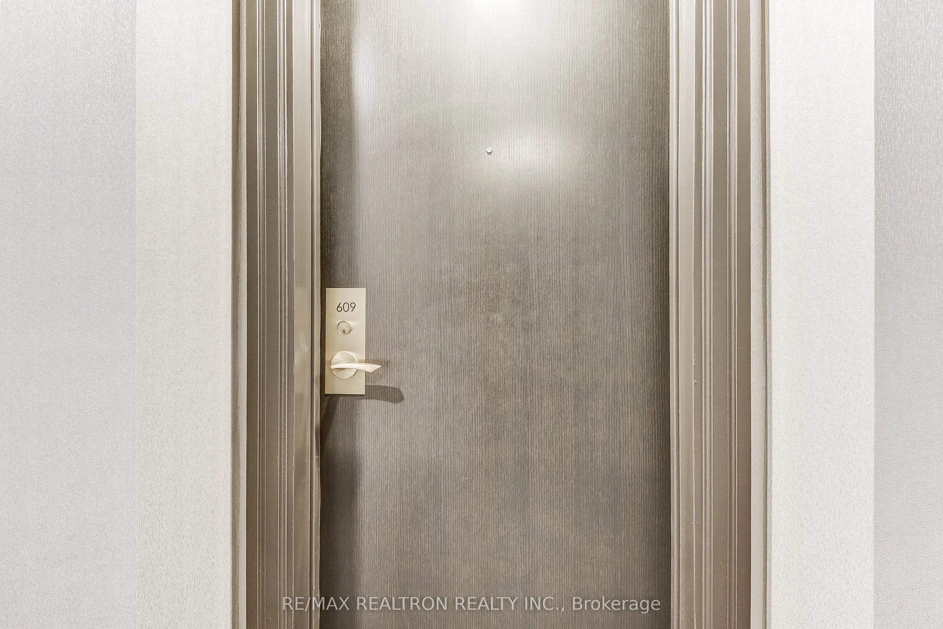 7 Broadway Avenue, #9