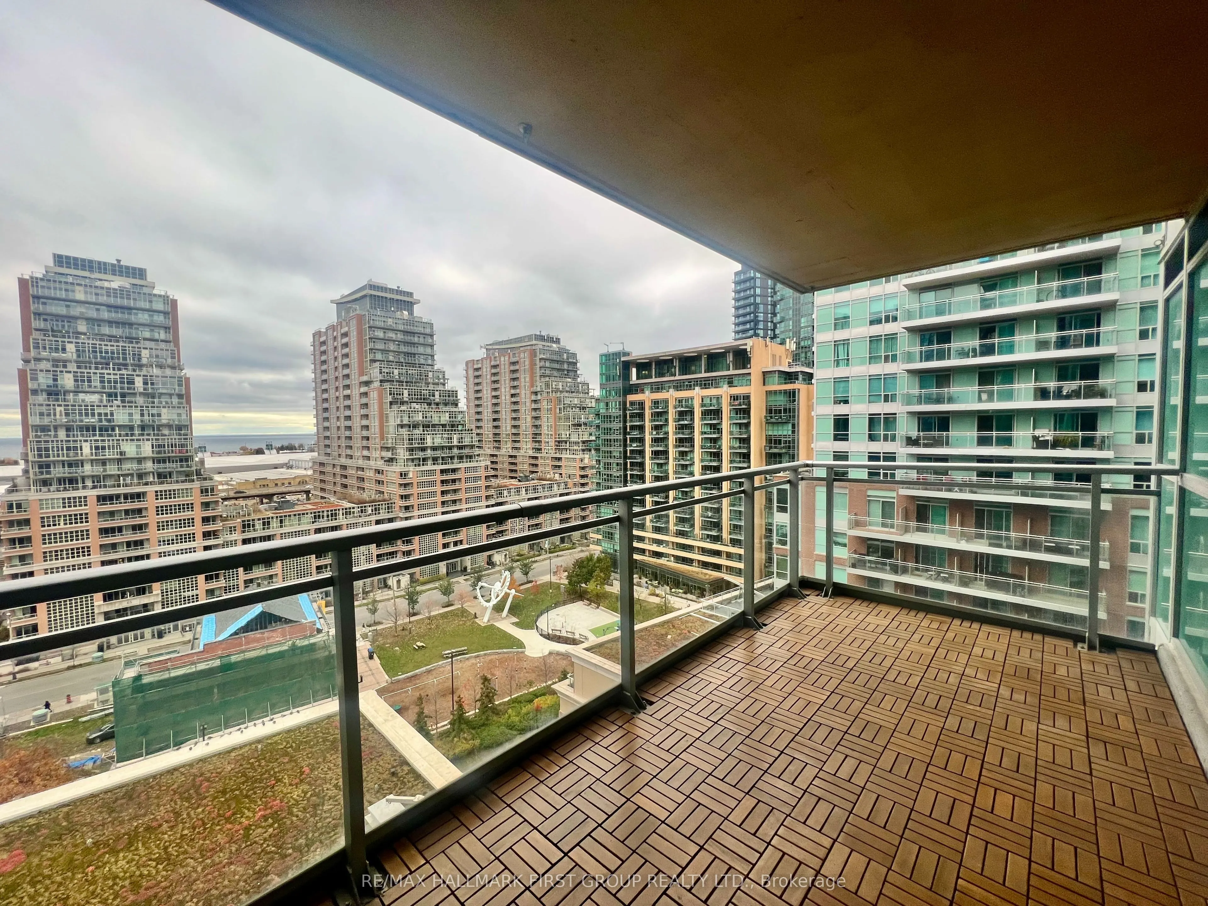 80 Western Battery Road, #1111
