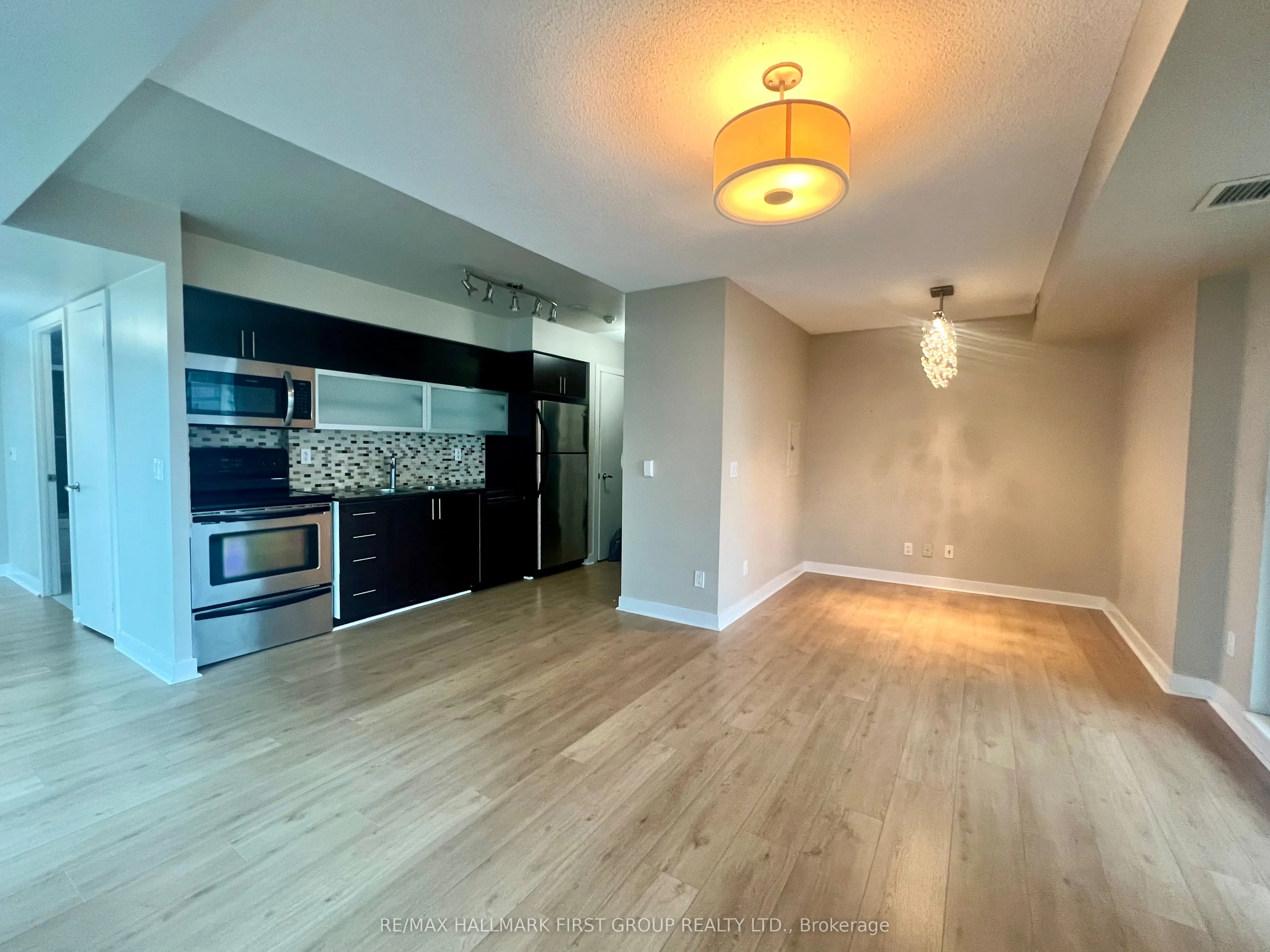 80 Western Battery Road, #1111