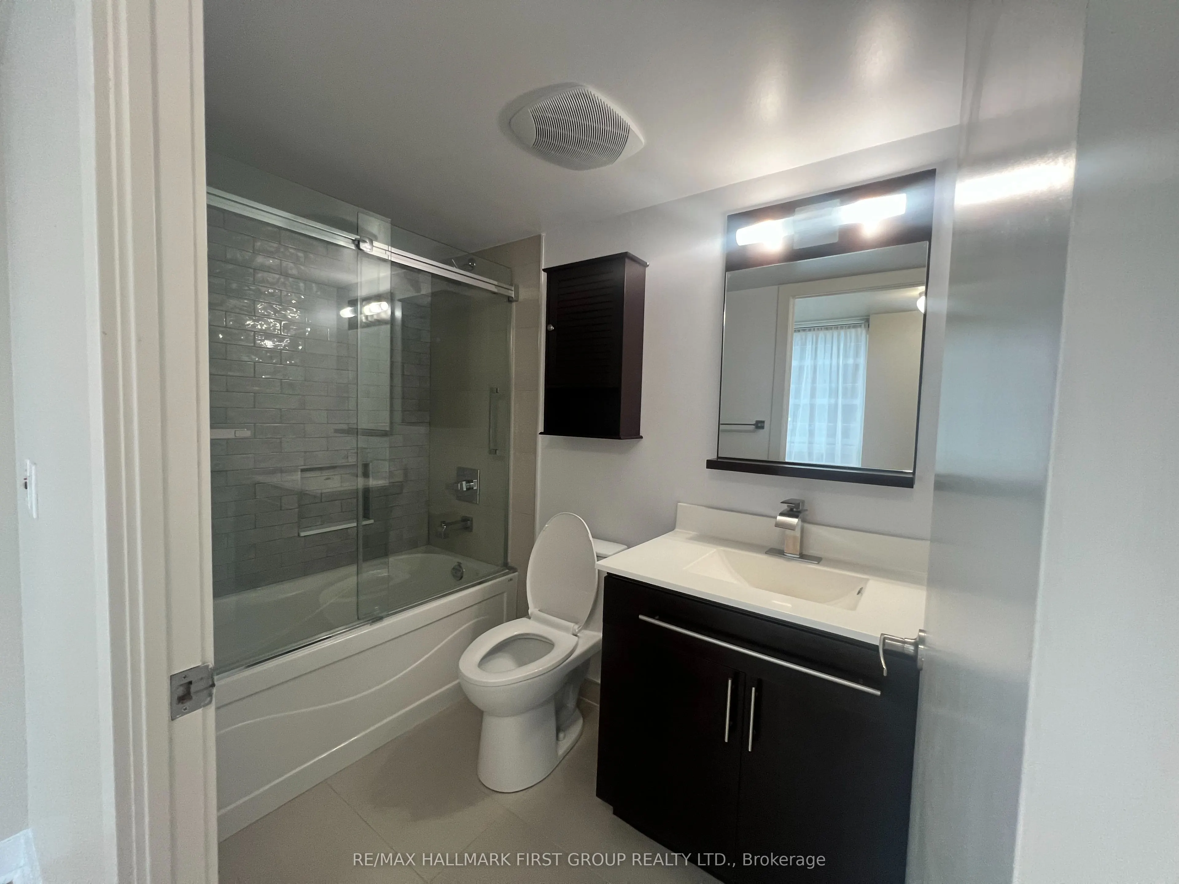 80 Western Battery Road, #1111