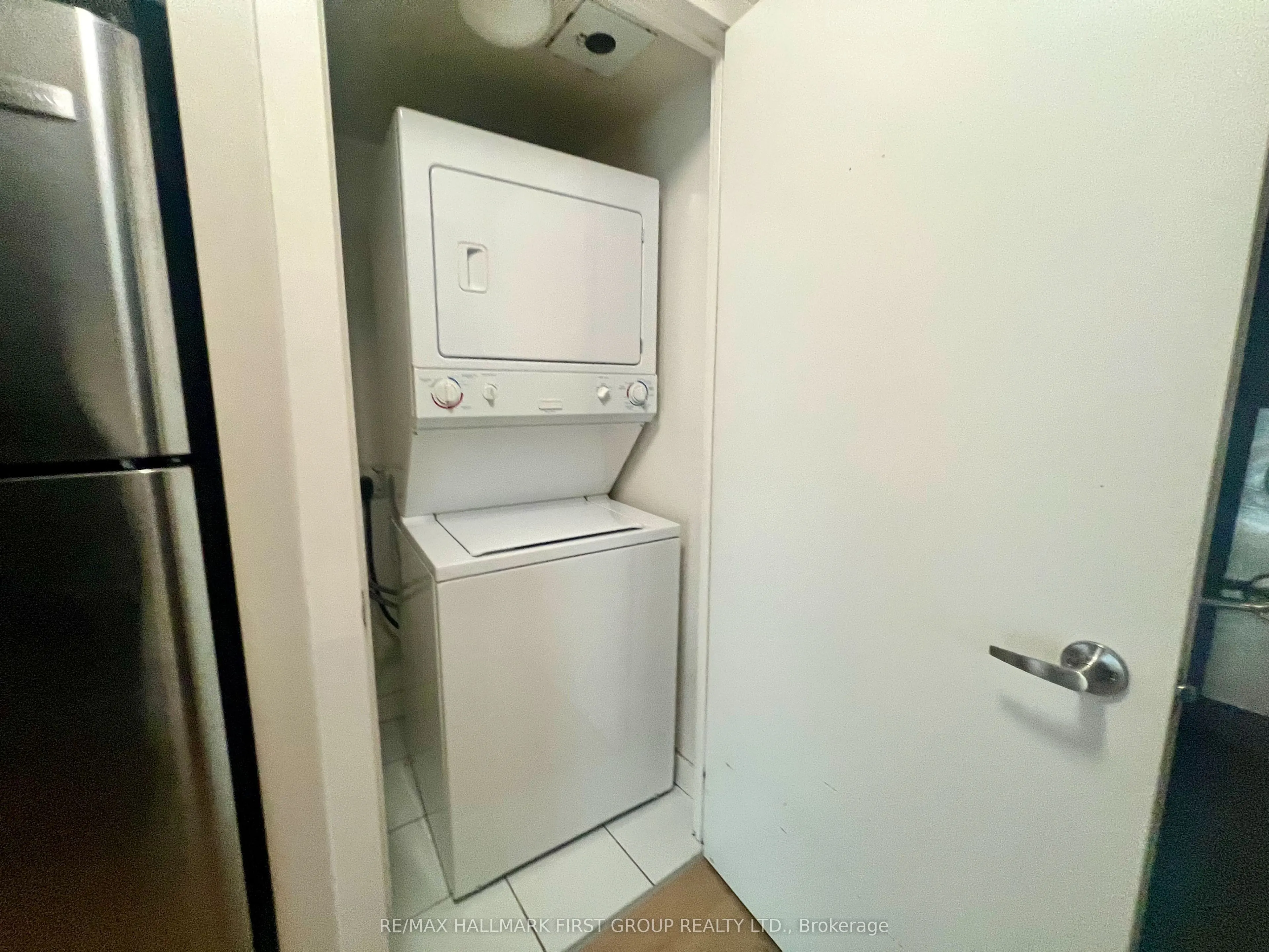 80 Western Battery Road, #1111