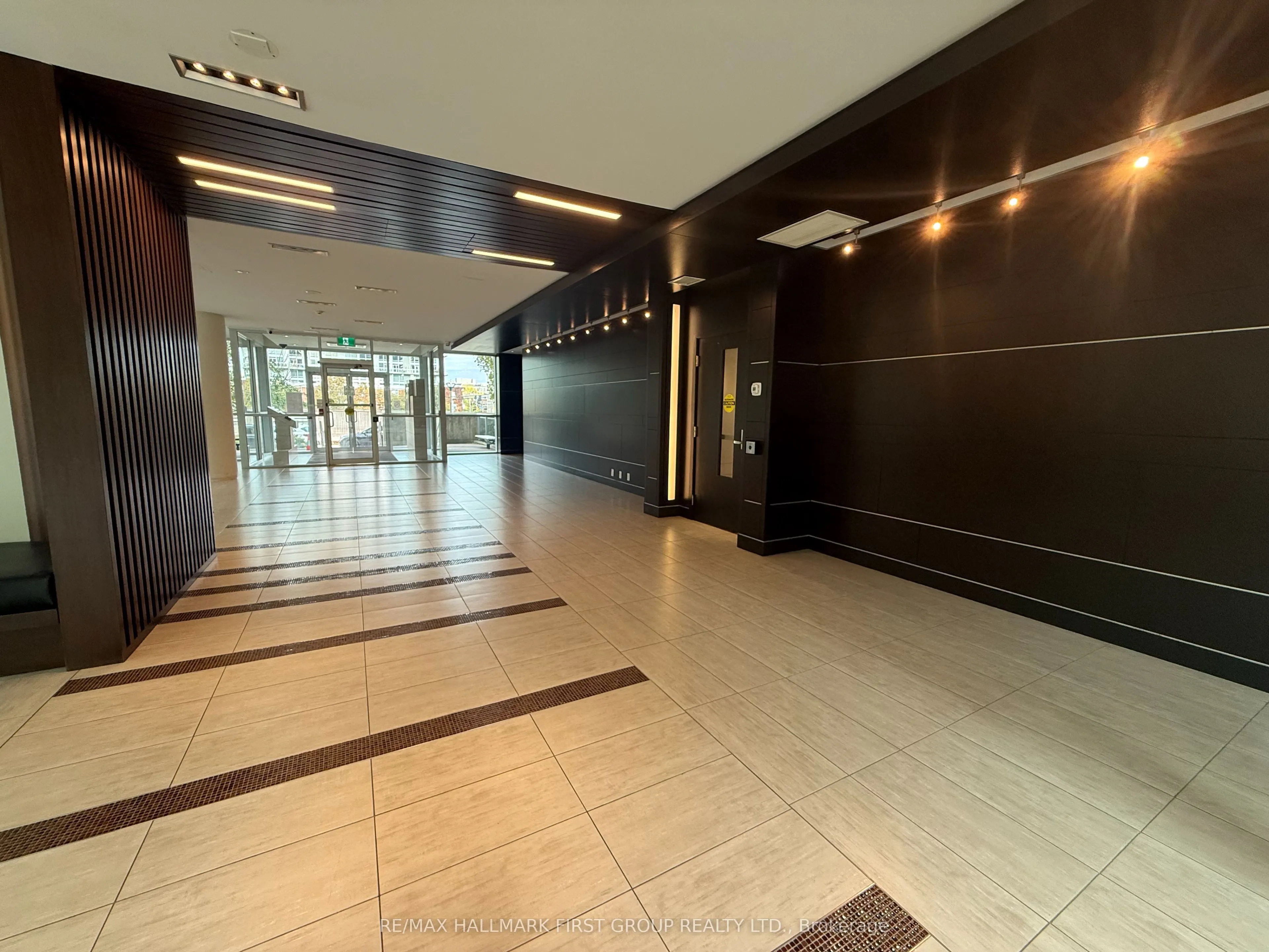 80 Western Battery Road, #1111