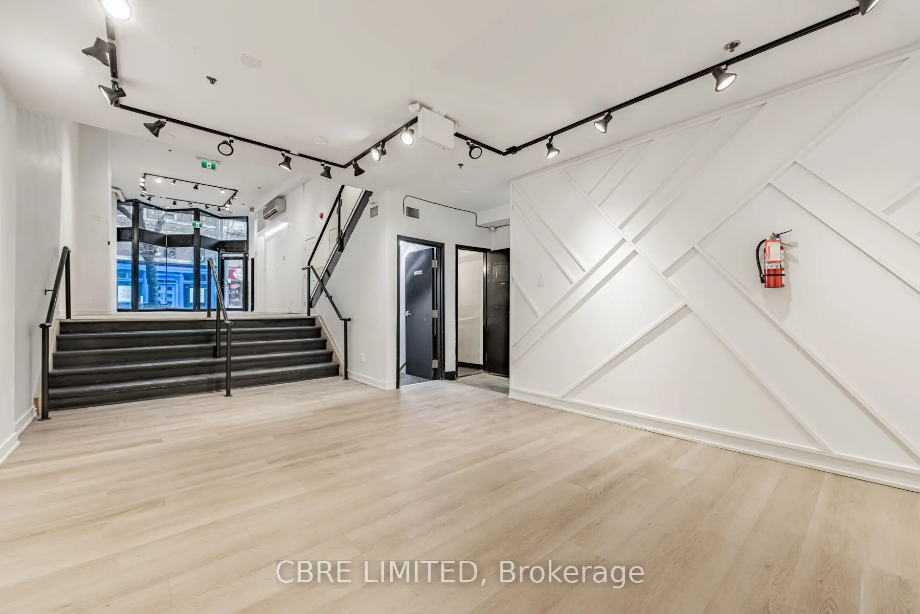 202 Queen Street W