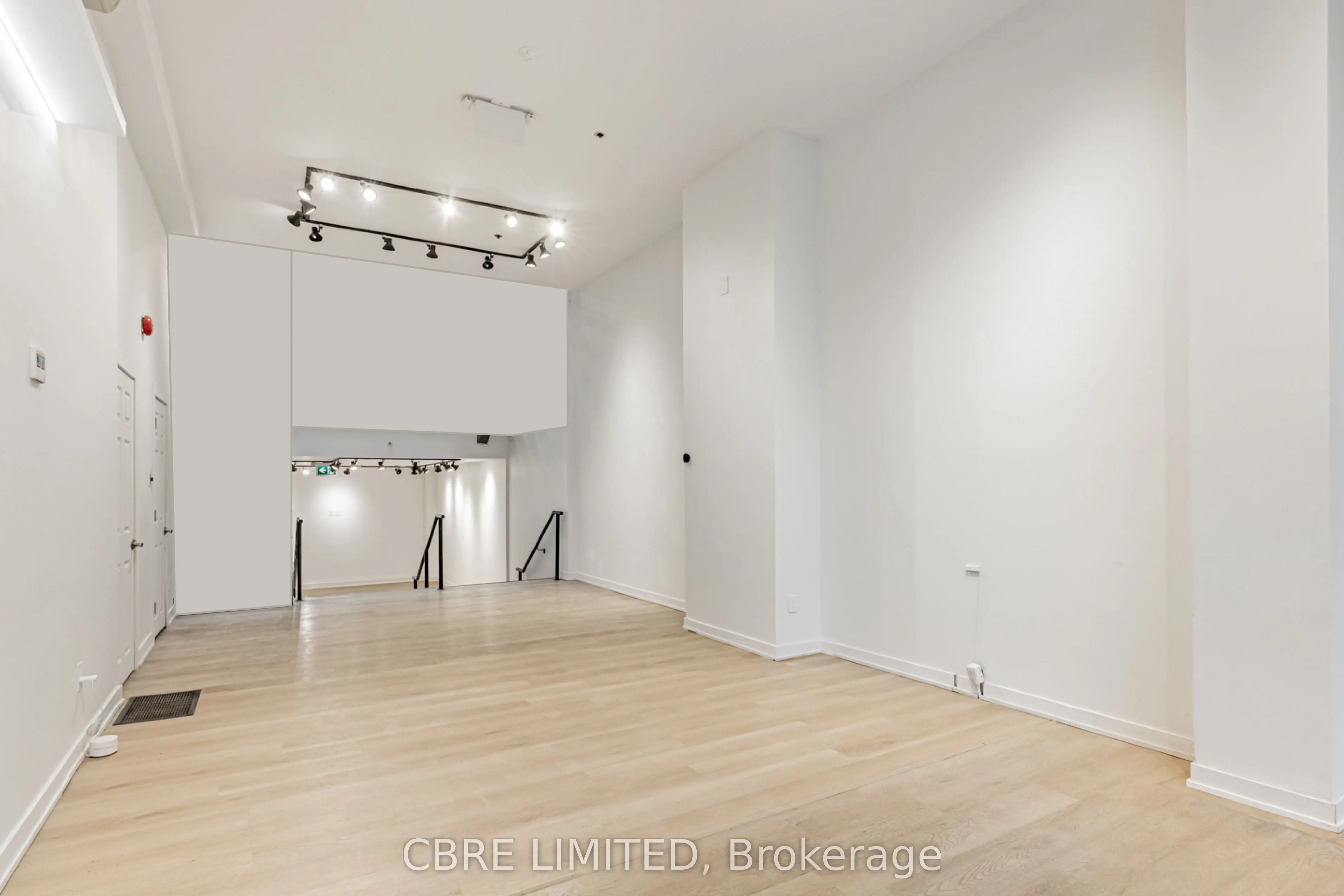 202 Queen Street W
