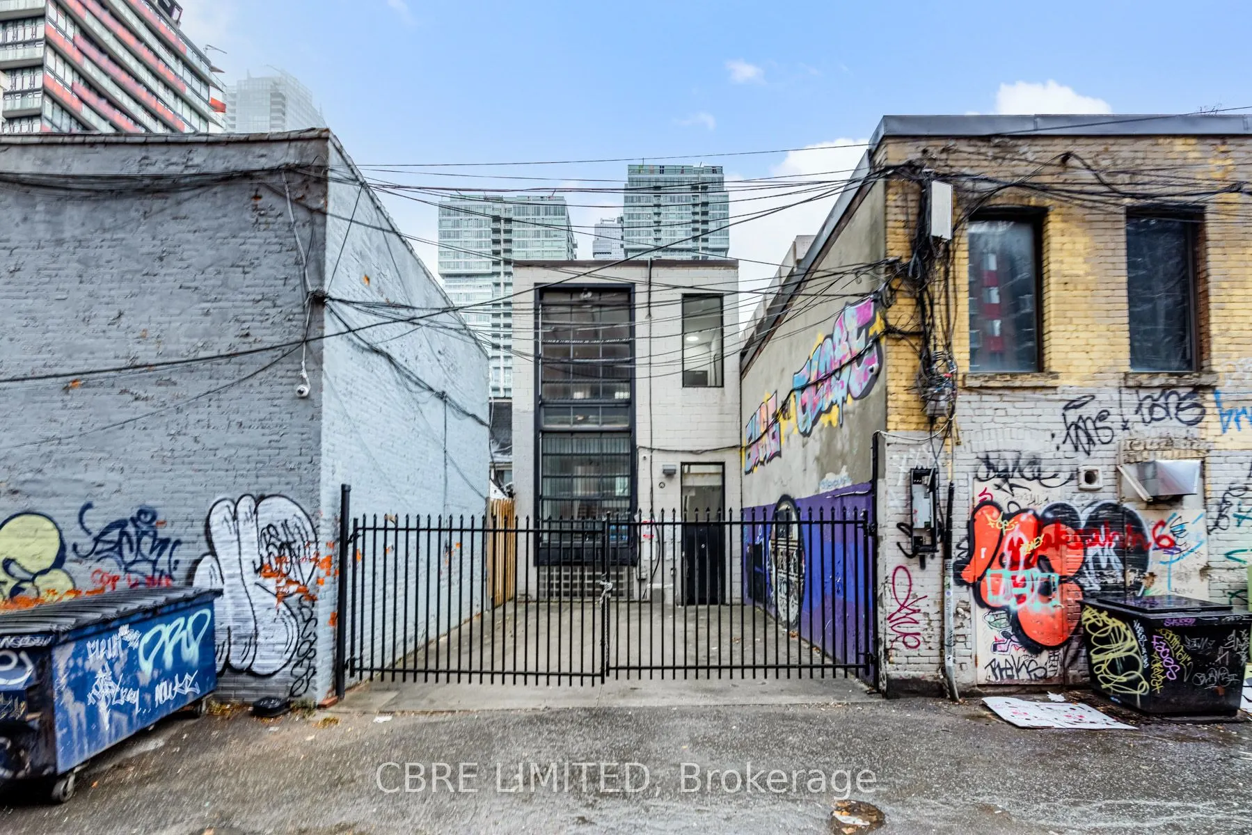 202 Queen Street W