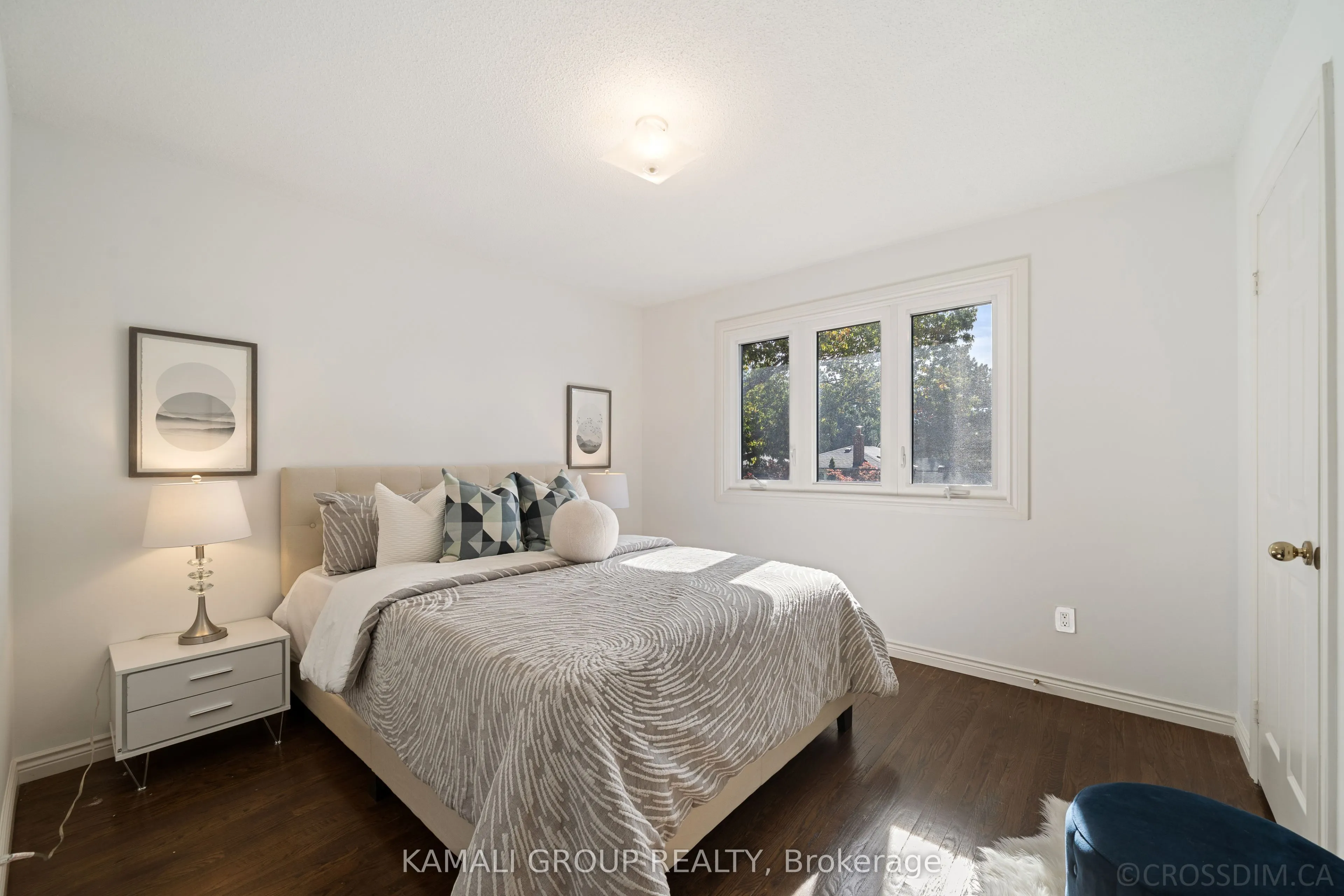 287 Dunview Avenue