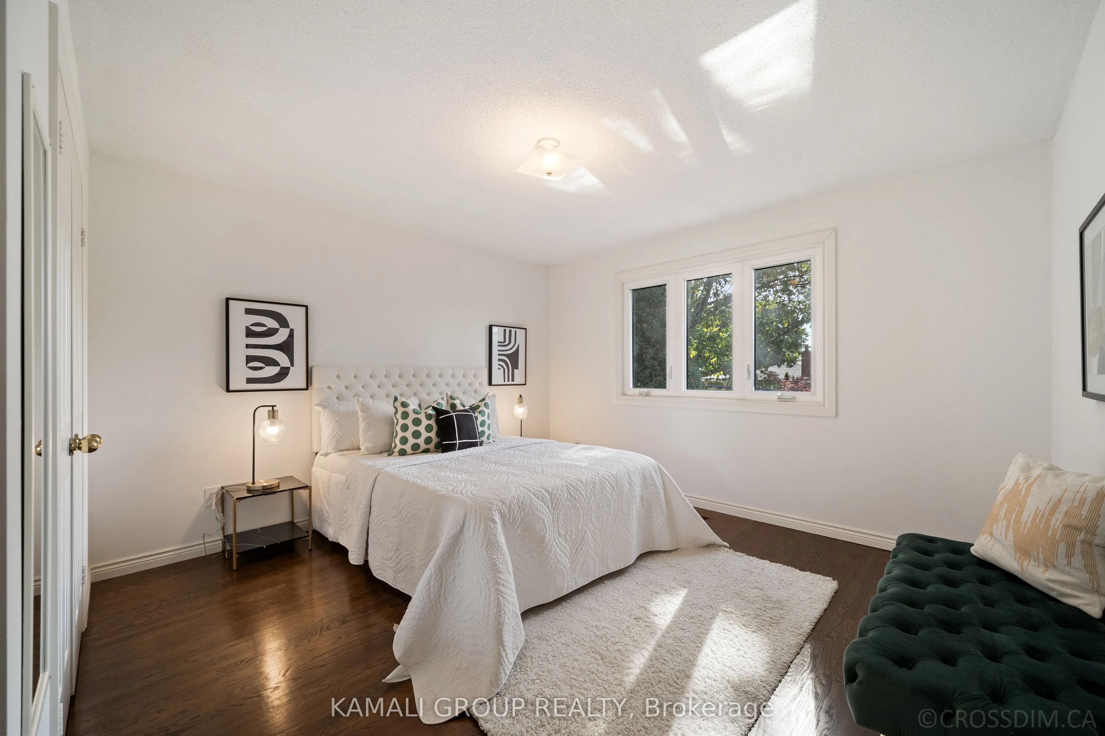 287 Dunview Avenue