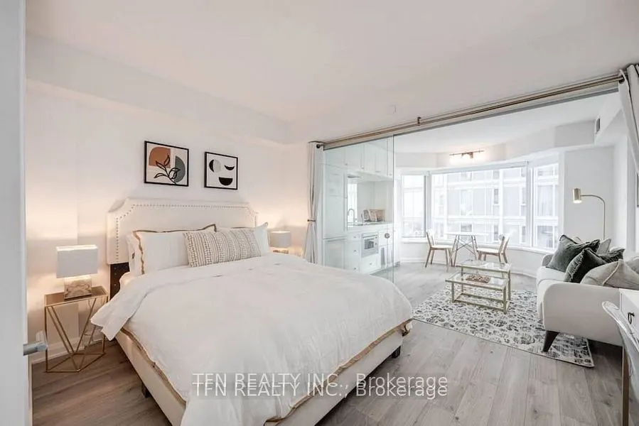155 Yorkville Avenue, #2910