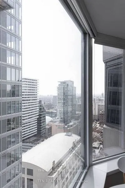 155 Yorkville Avenue, #2910