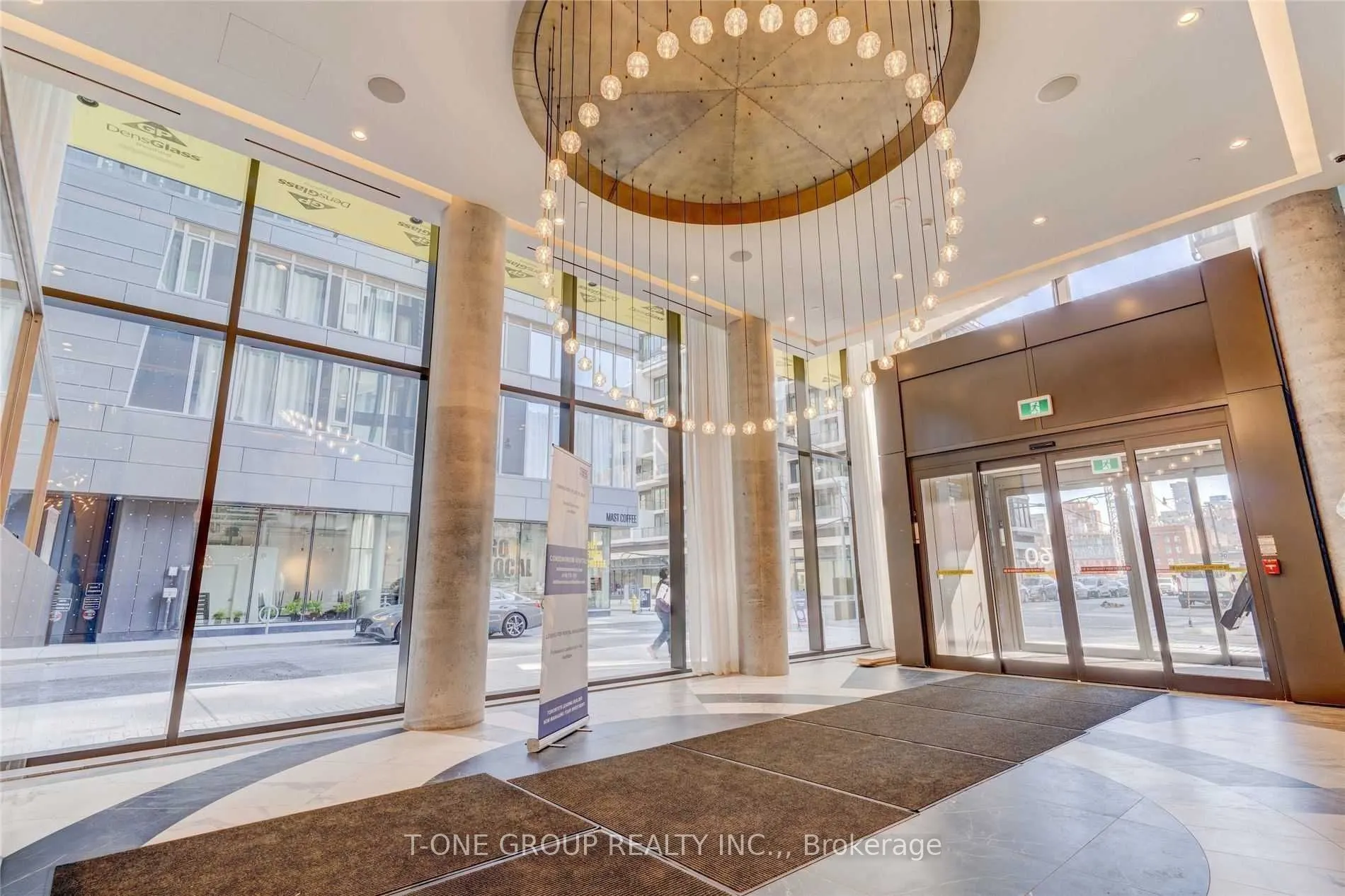 60 Shuter Street, #316