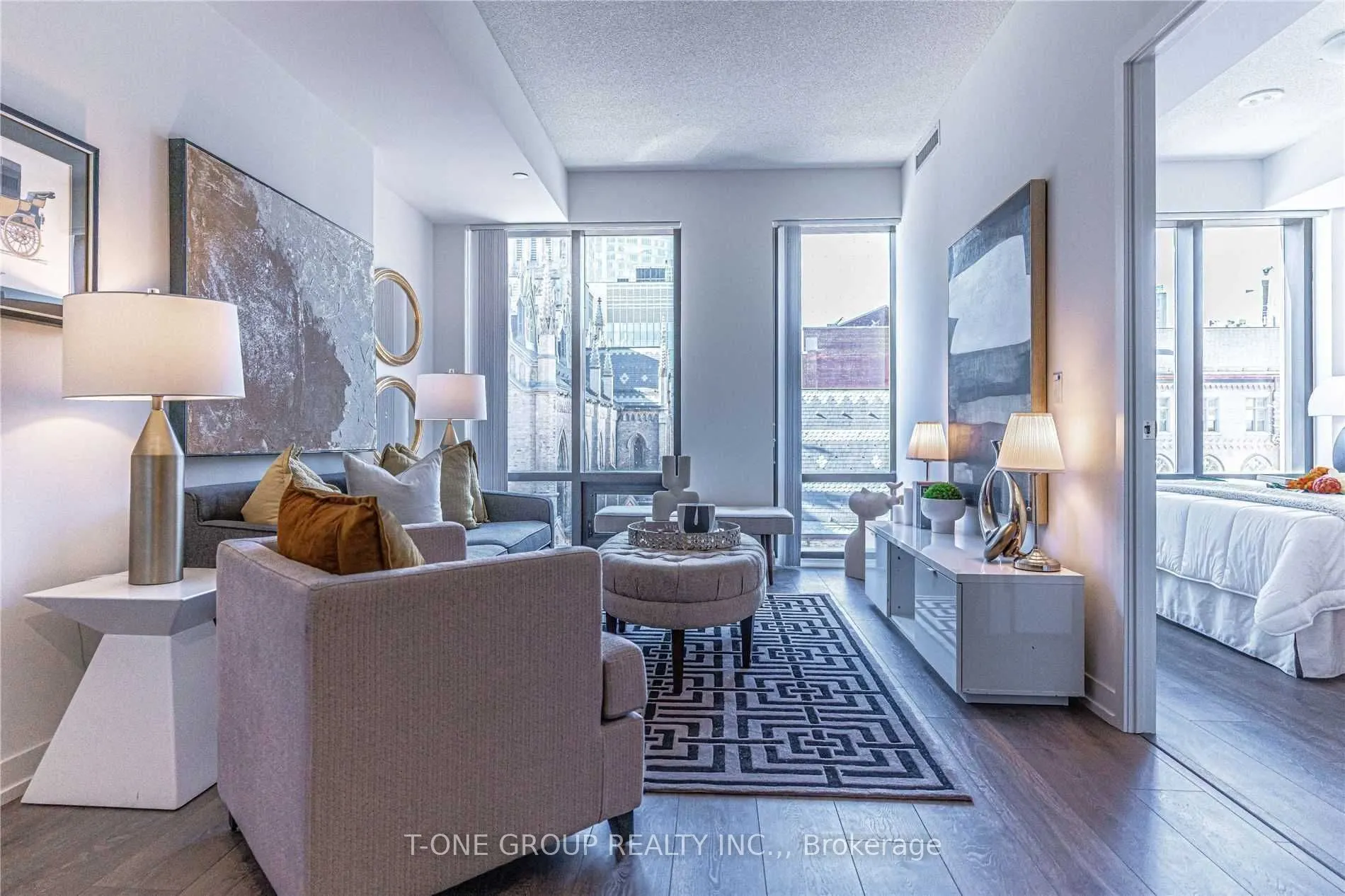 60 Shuter Street, #316