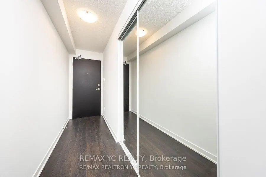 87 Peter Street, #719