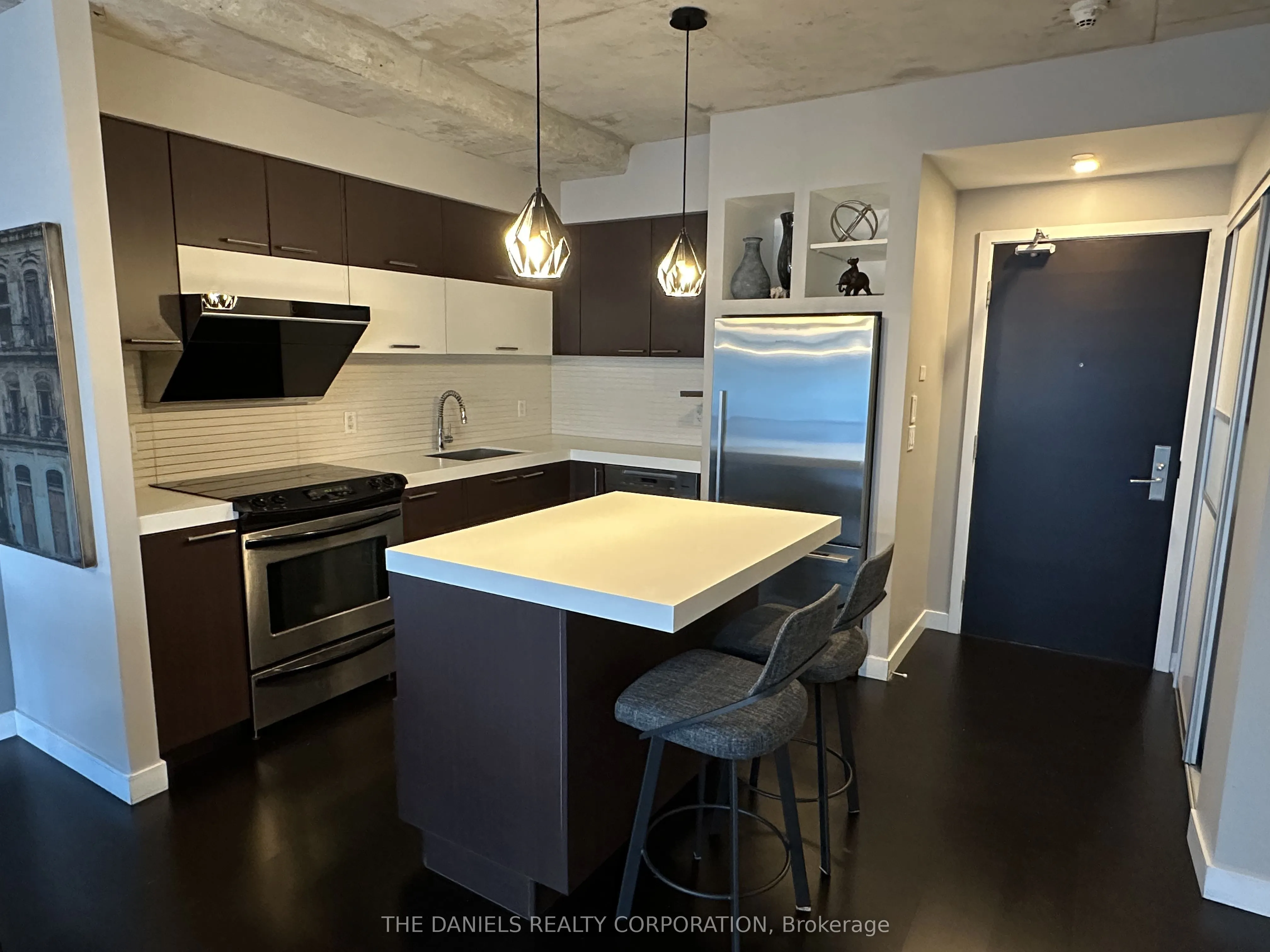 55 Stewart Street, #814