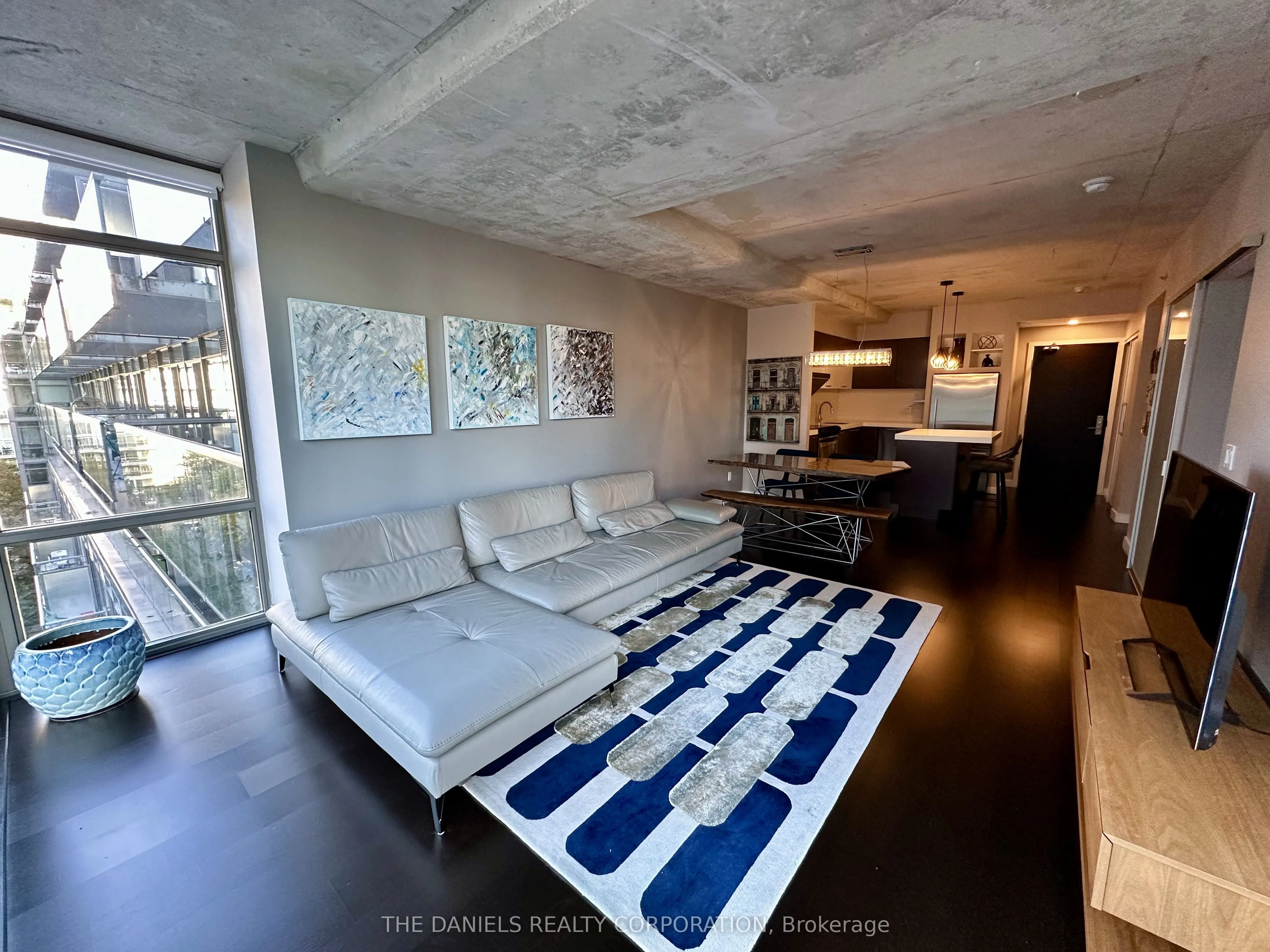 55 Stewart Street, #814