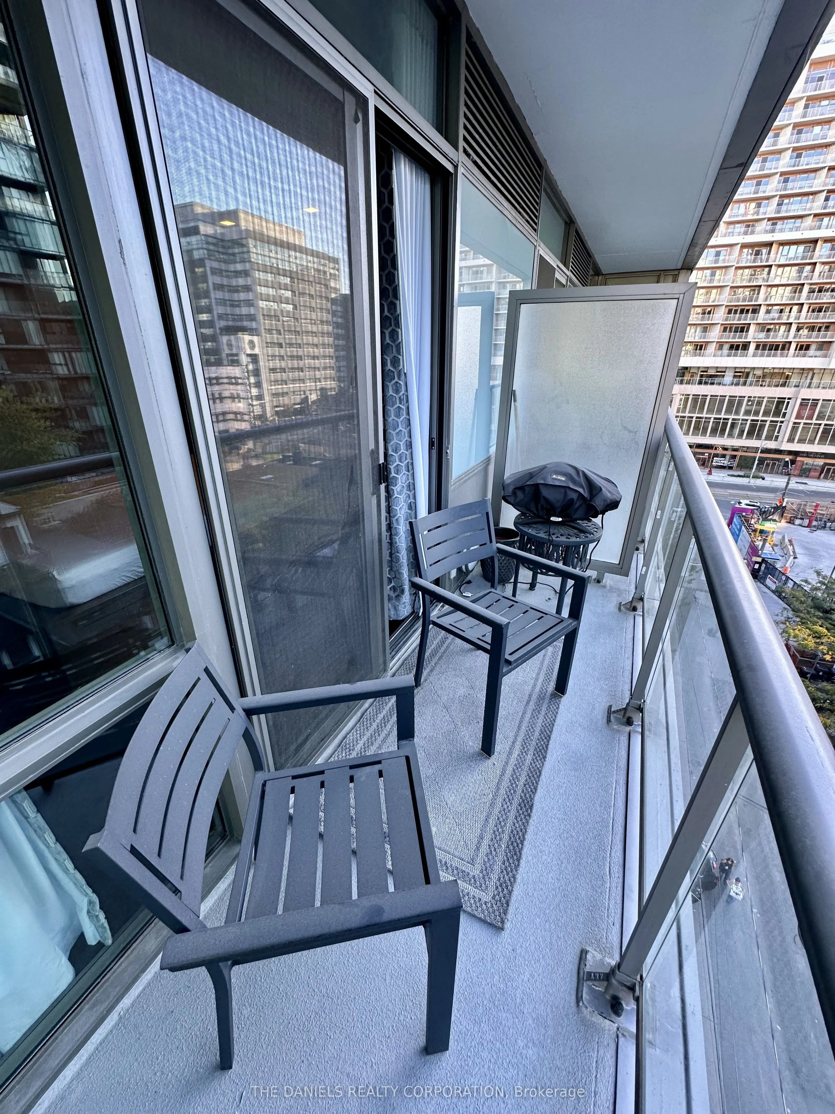 55 Stewart Street, #814