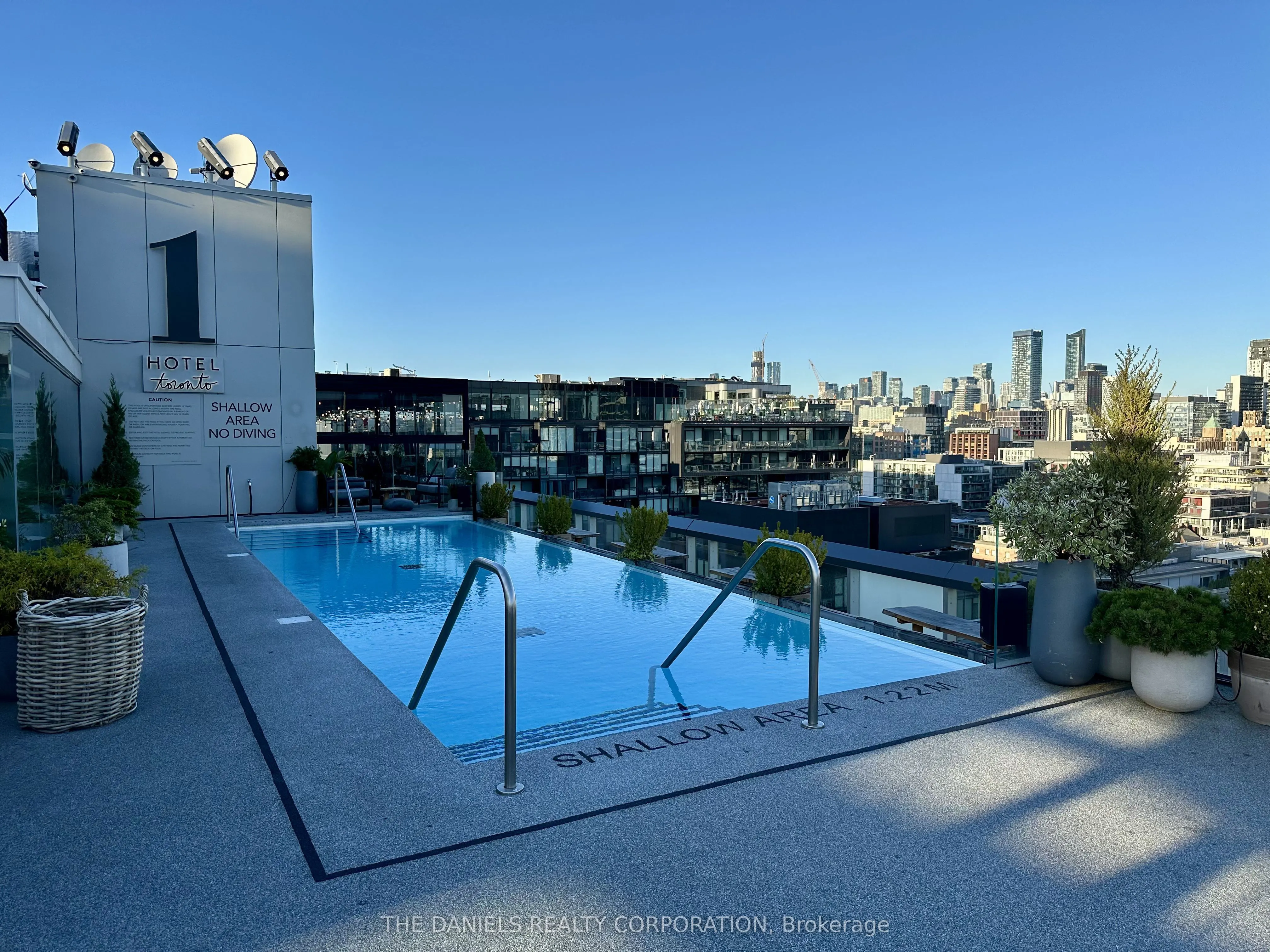 55 Stewart Street, #814