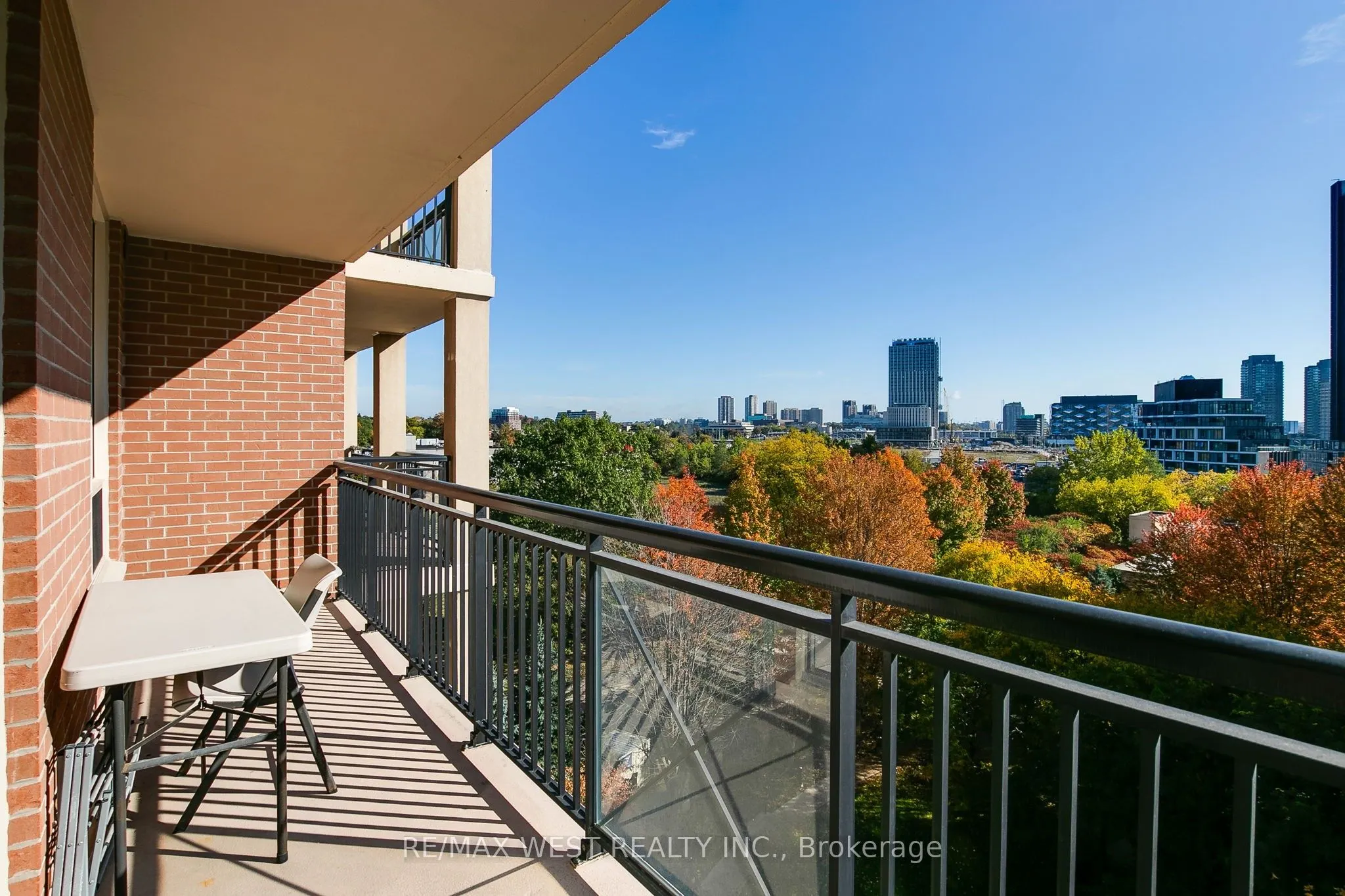 1105 Leslie Street, #701