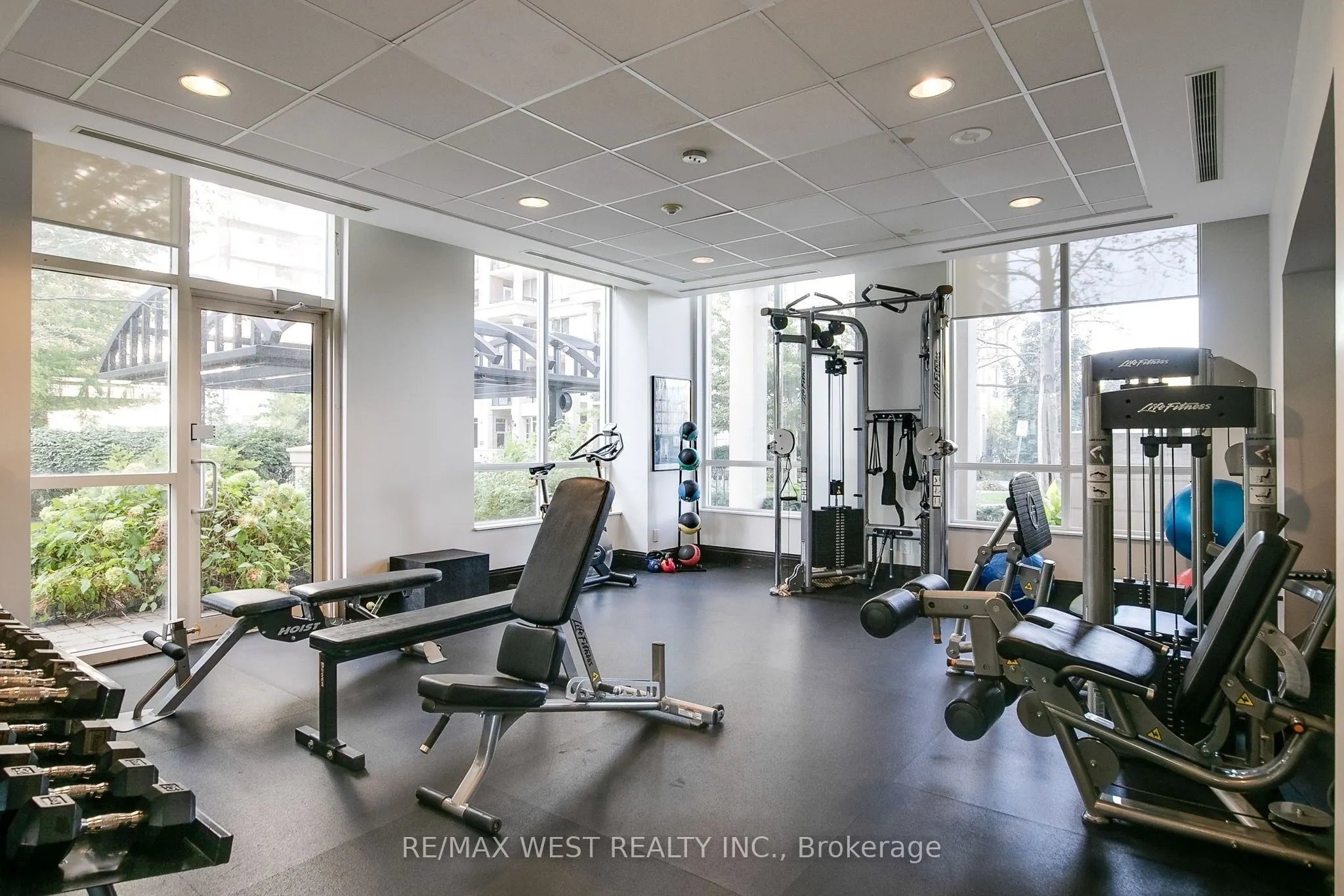 1105 Leslie Street, #701