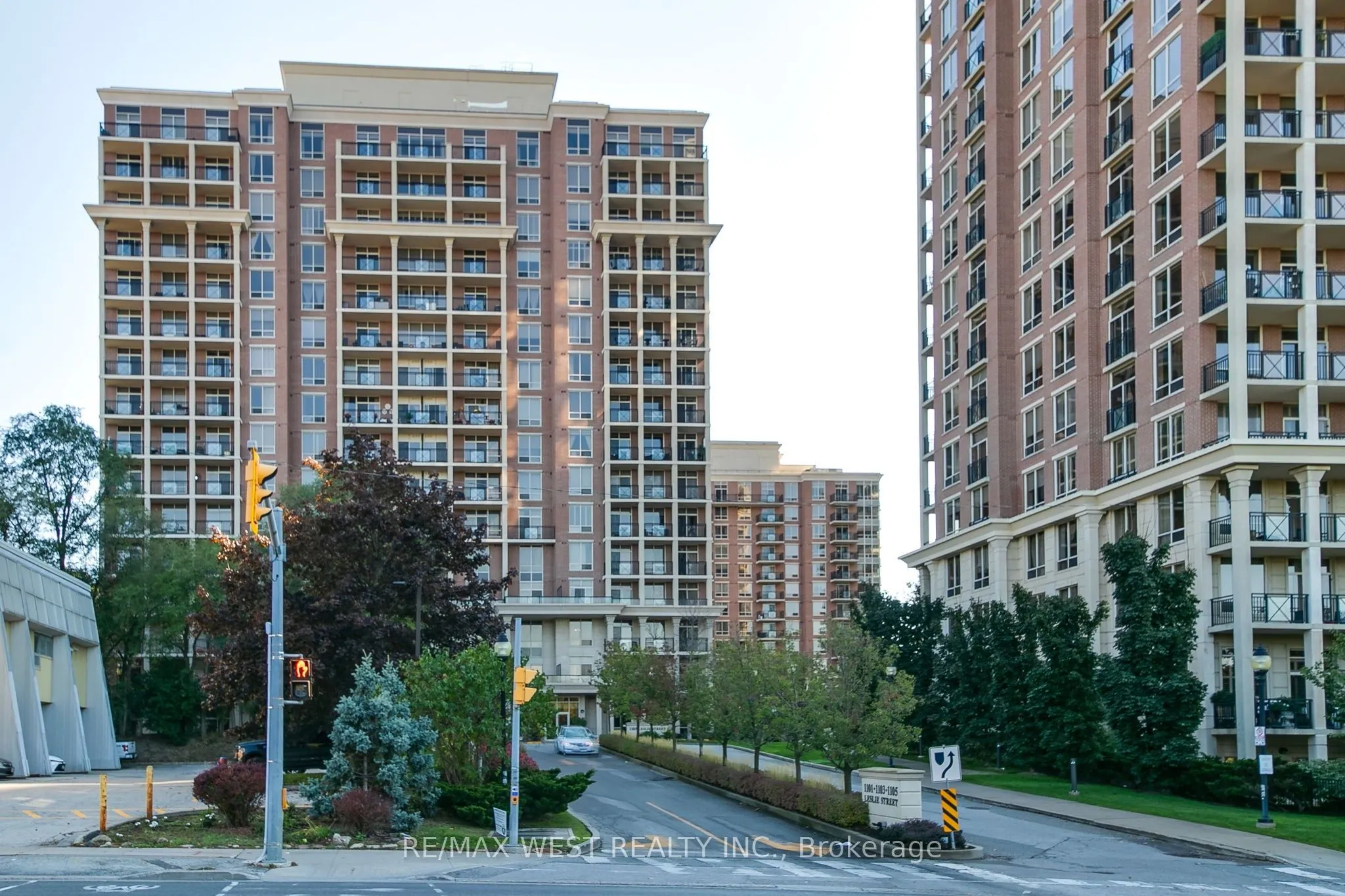 1105 Leslie Street, #701