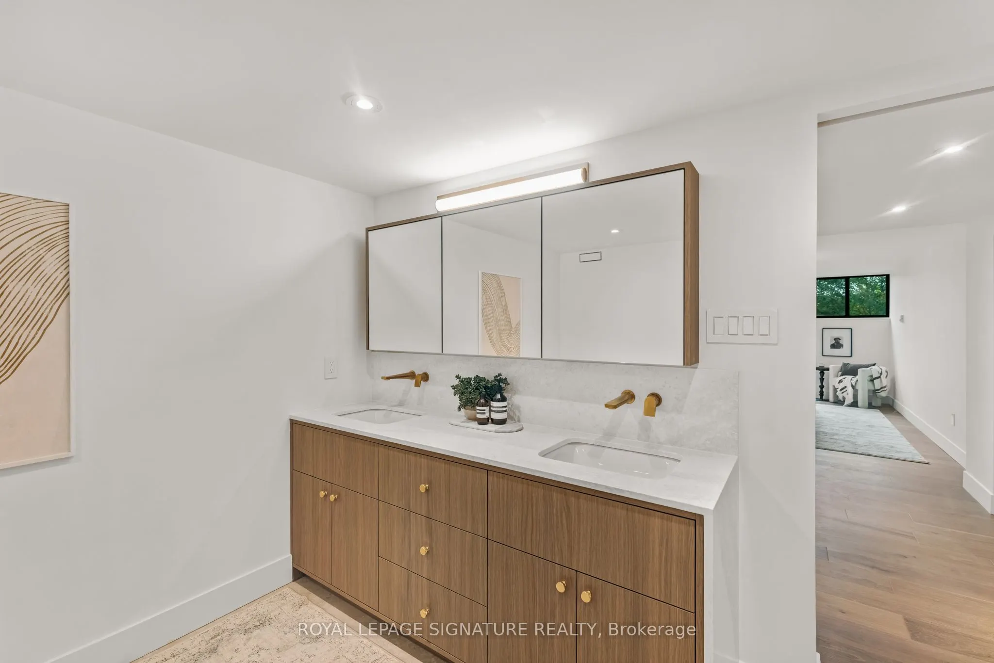 3900 Yonge Street, #405
