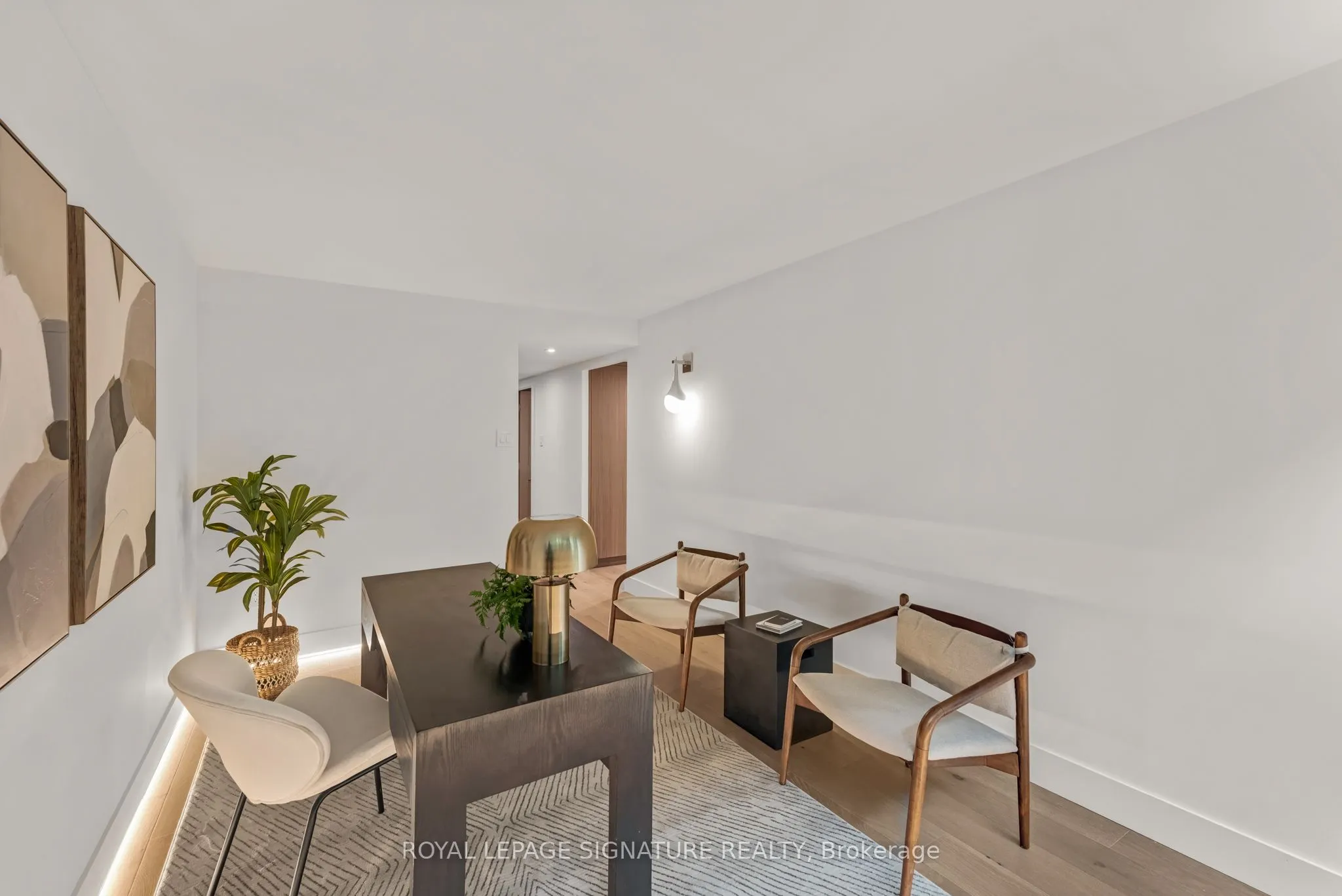 3900 Yonge Street, #405