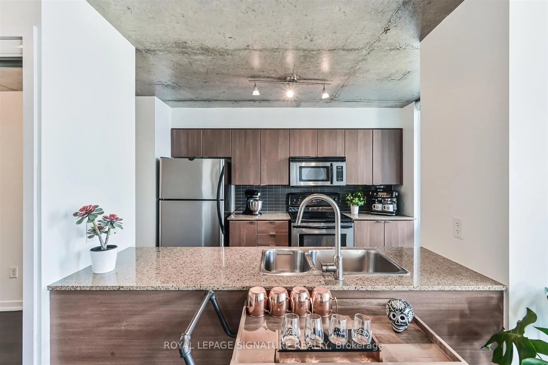 11 Brunel Court, #1506