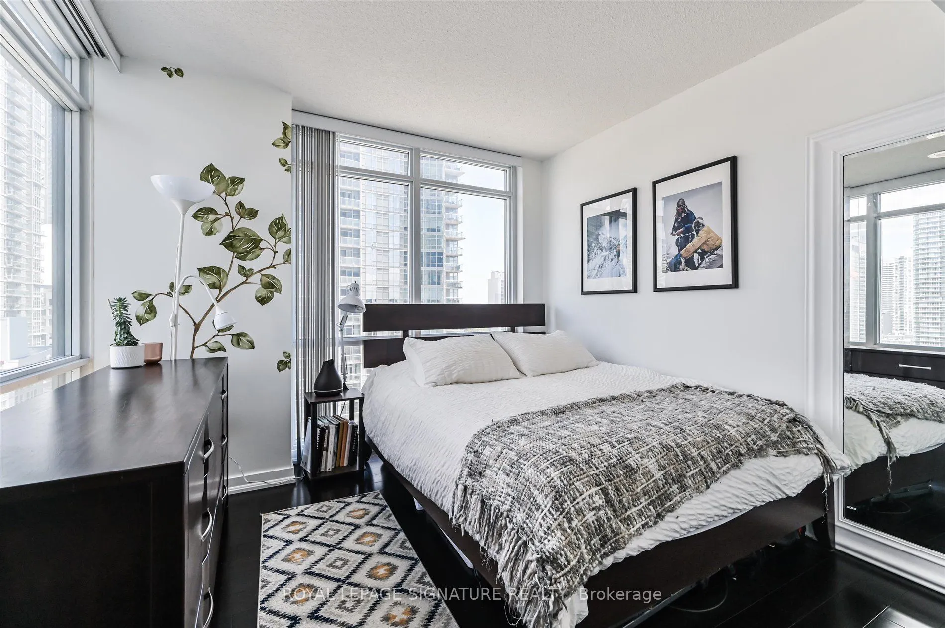 11 Brunel Court, #1506