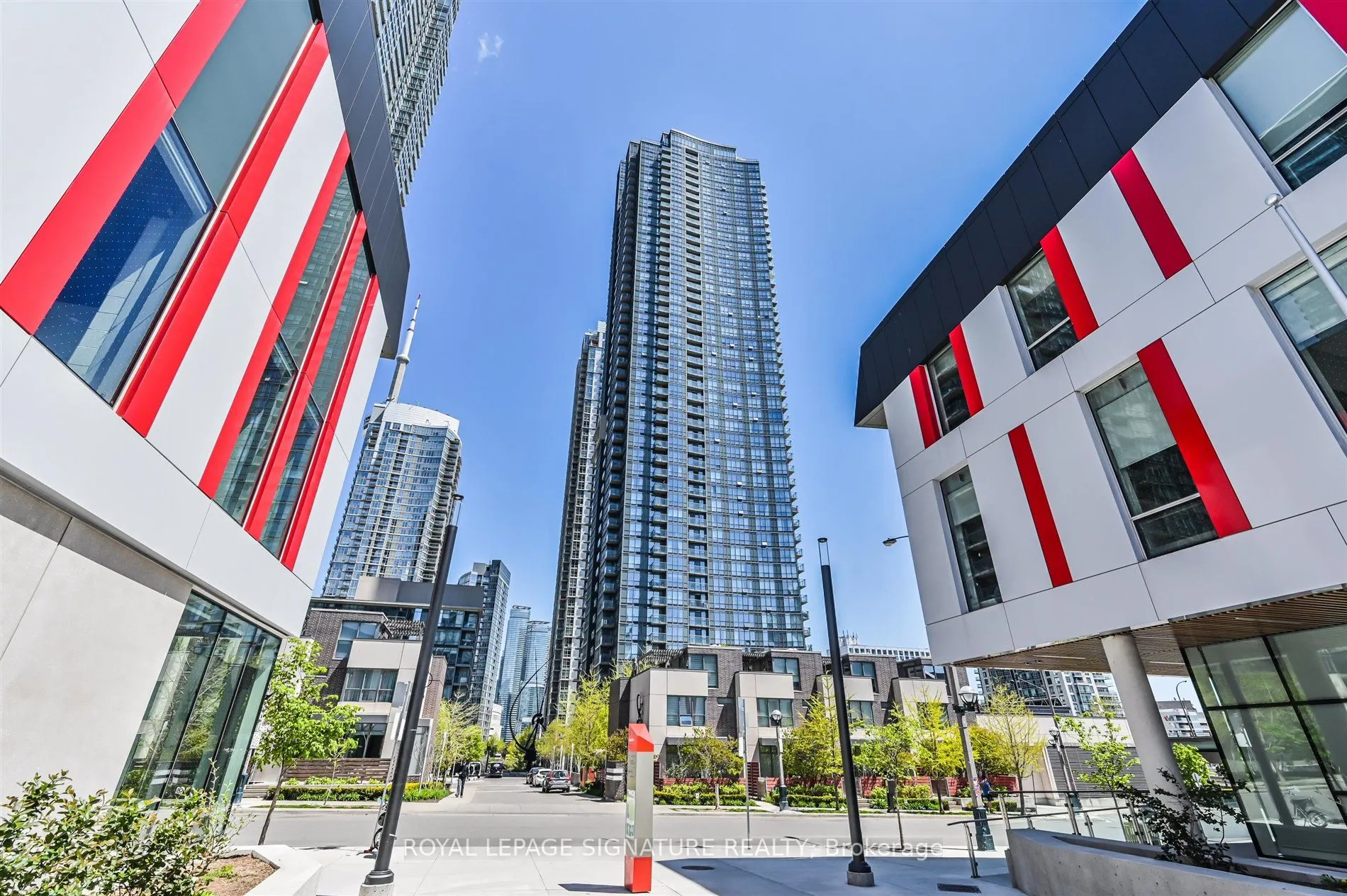 11 Brunel Court, #1506