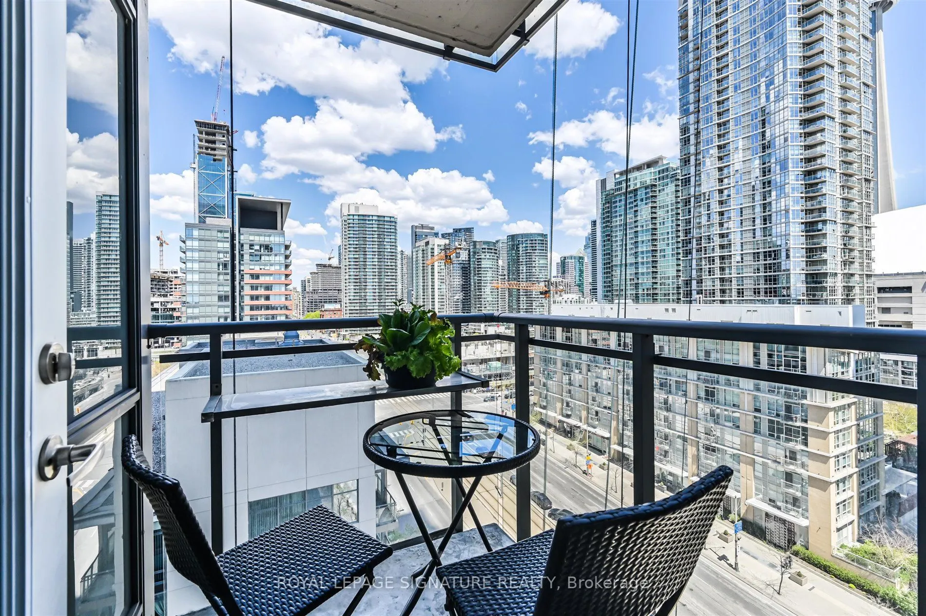 11 Brunel Court, #1506