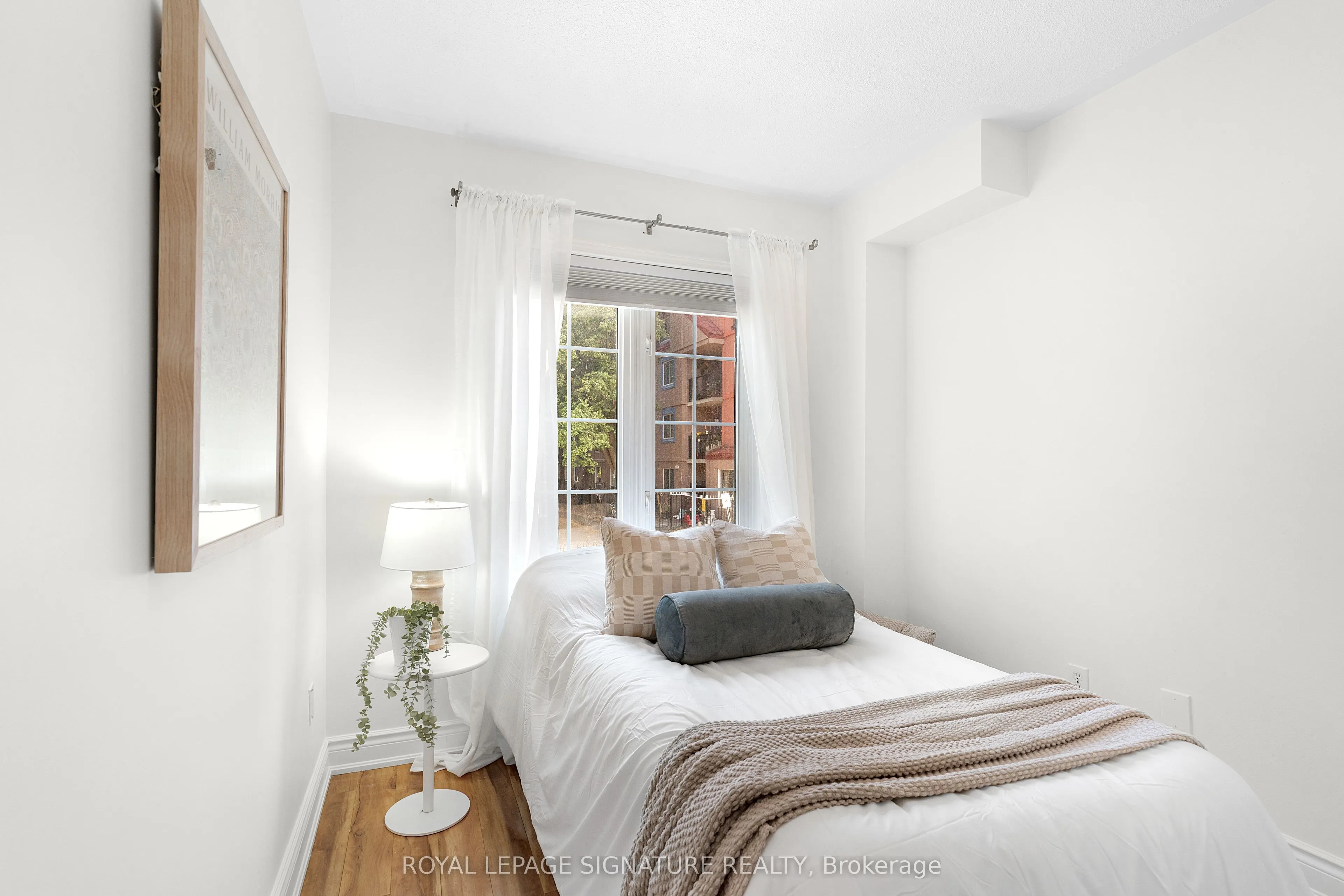 262 St Helens Avenue, #107