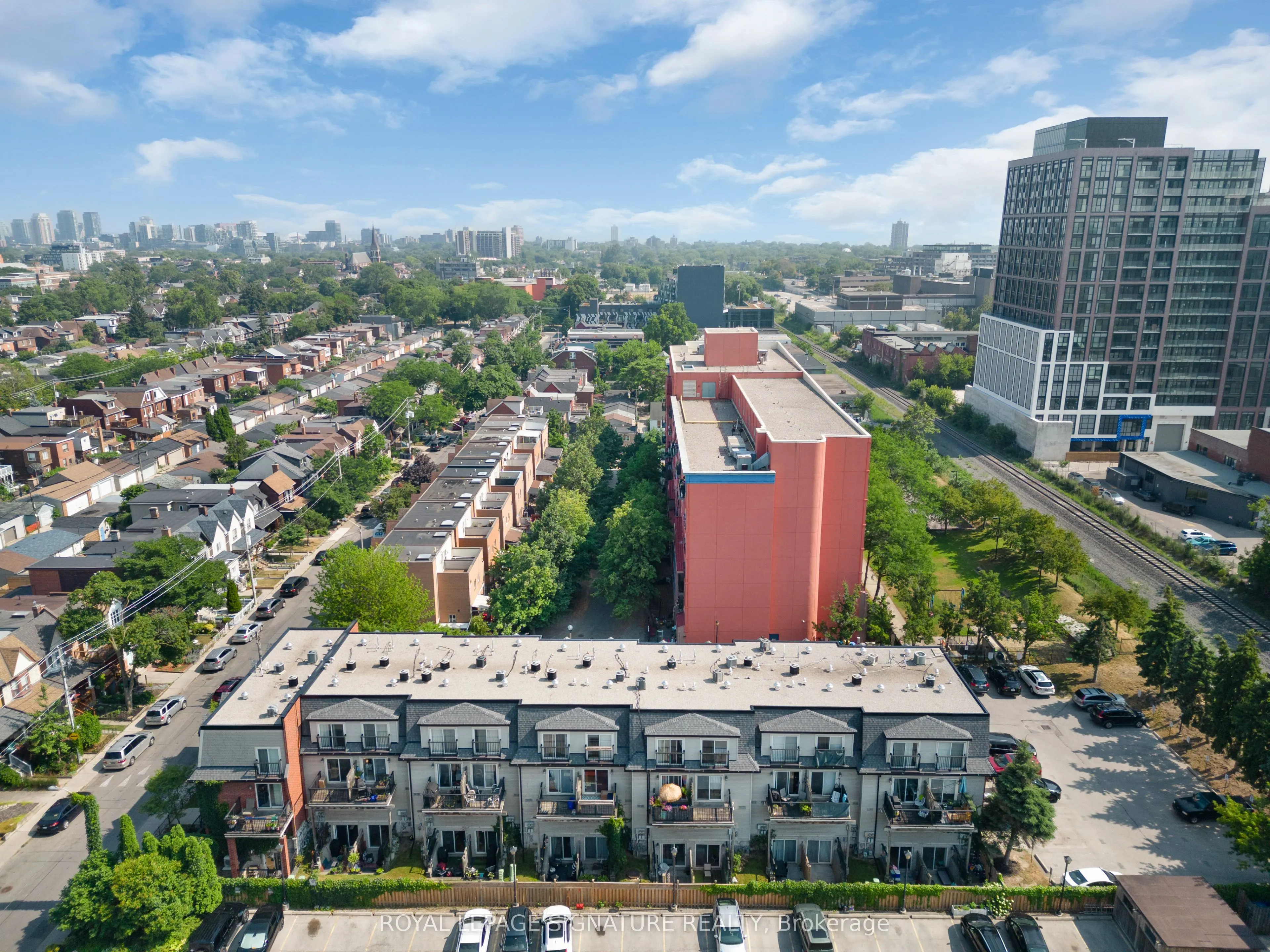 262 St Helens Avenue, #107