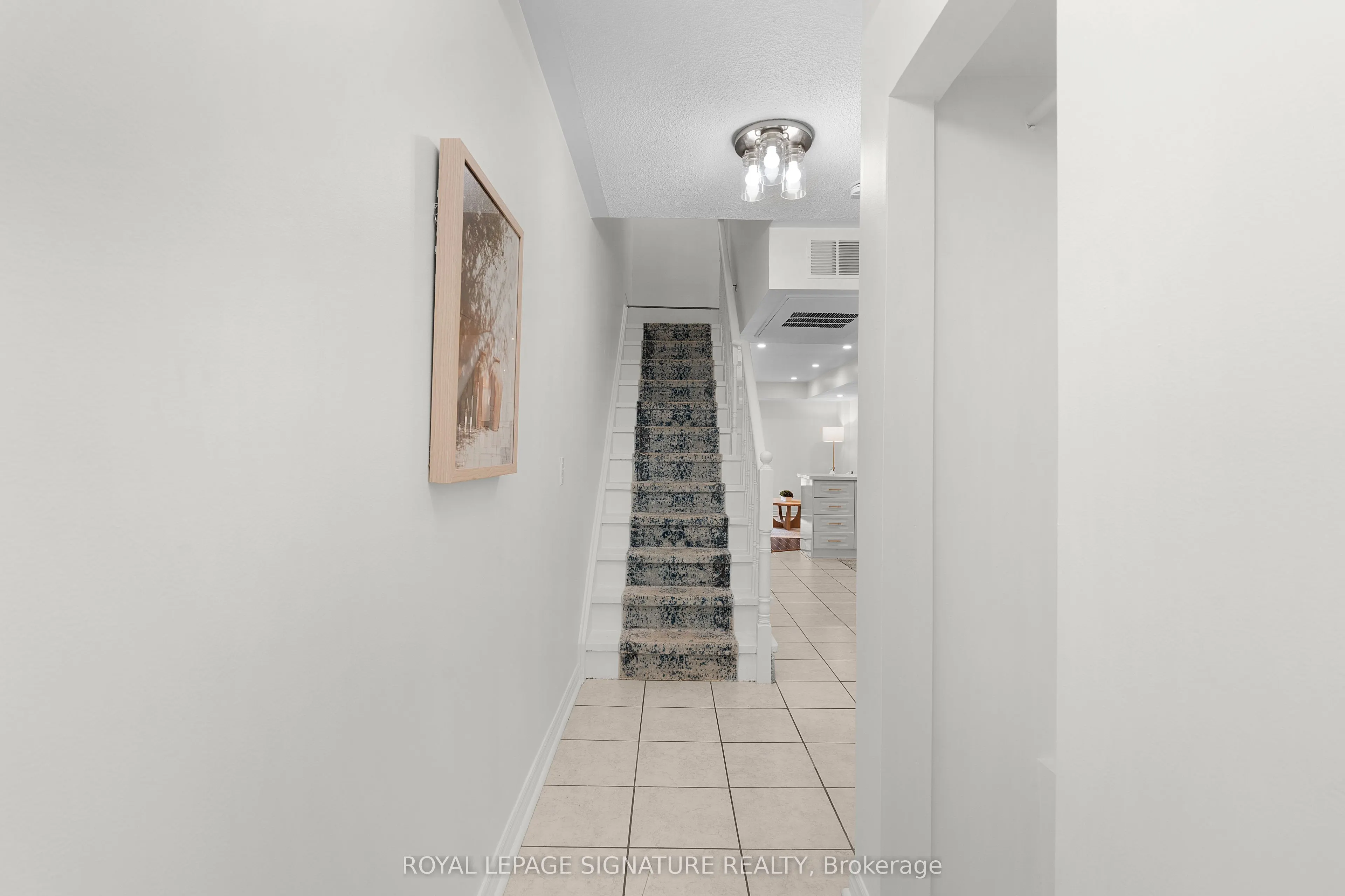 262 St Helens Avenue, #107