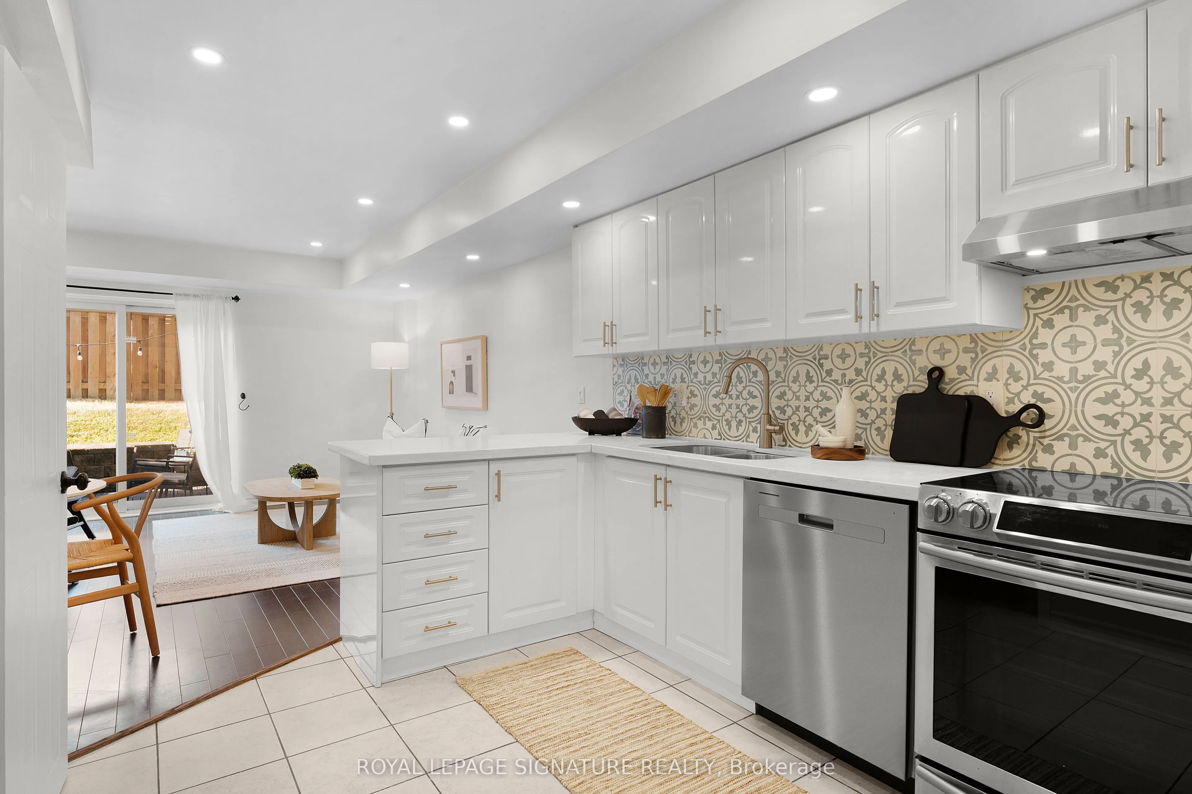 262 St Helens Avenue, #107