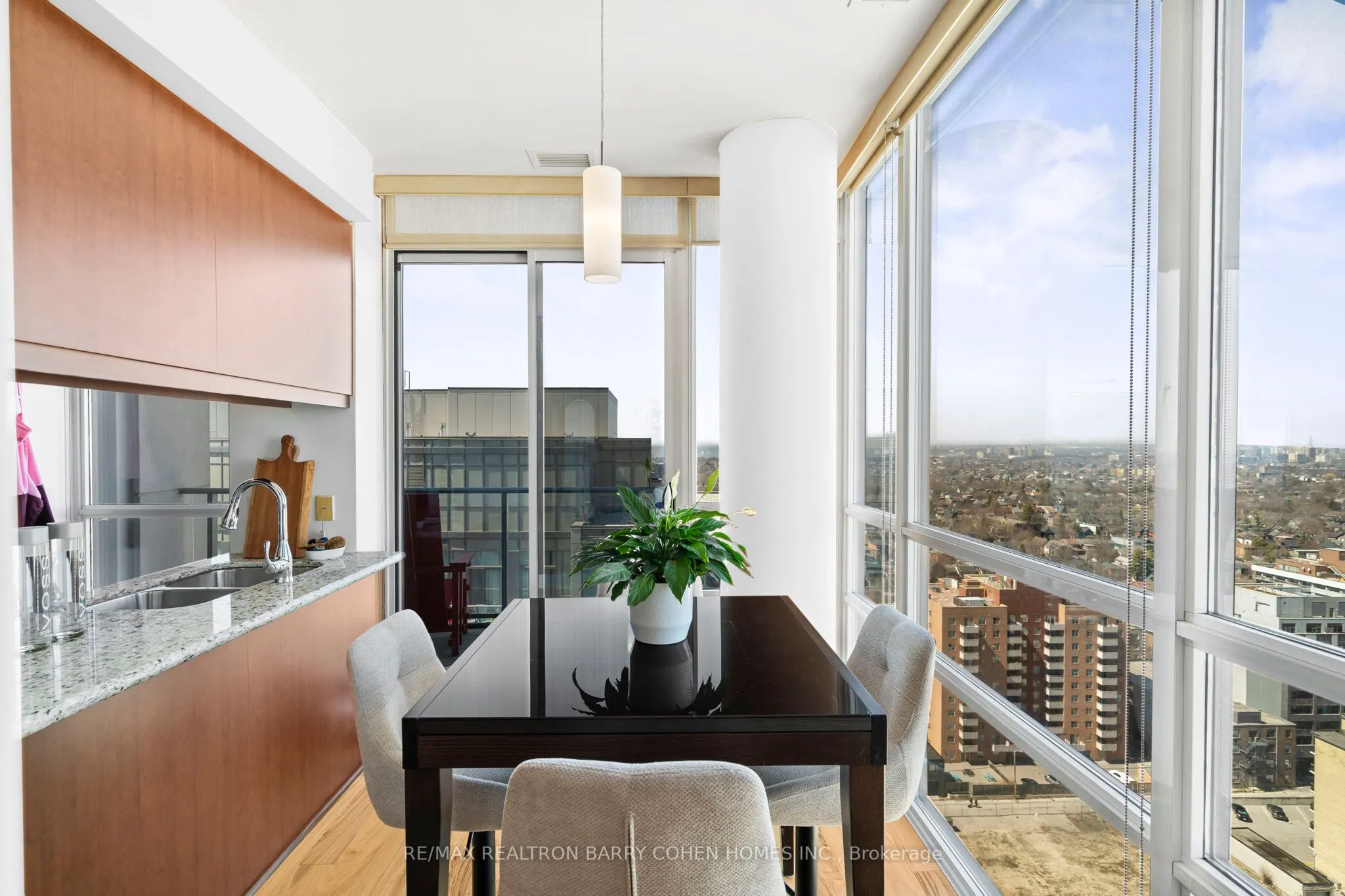 500 St Clair Avenue W, #2103