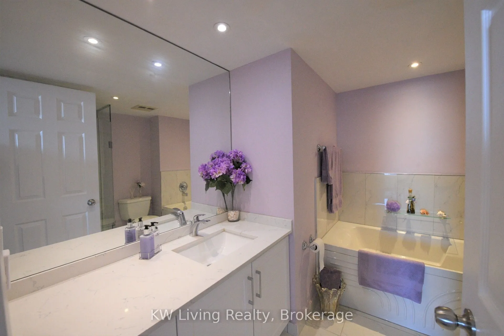5 Concorde Place, #2411