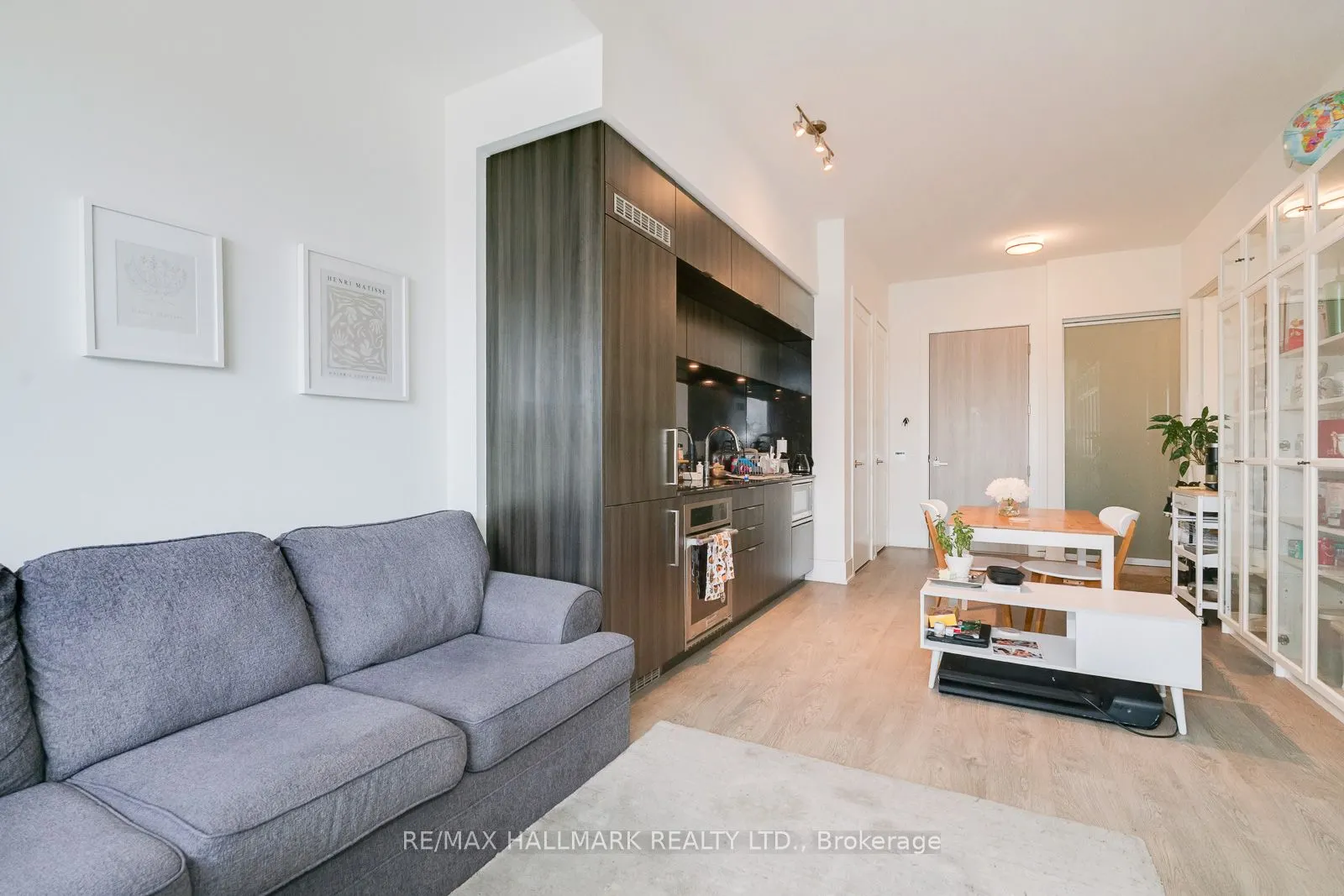 80 Vanauley Street, #420